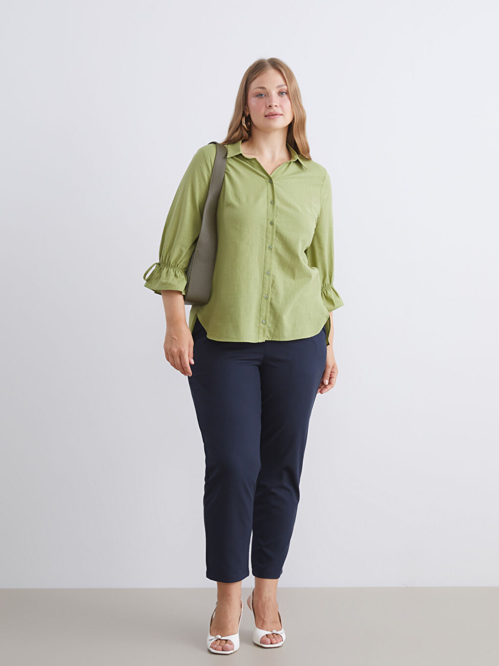 Yeşil Regular Fit Fırfırlı Kadın Gömlek-3