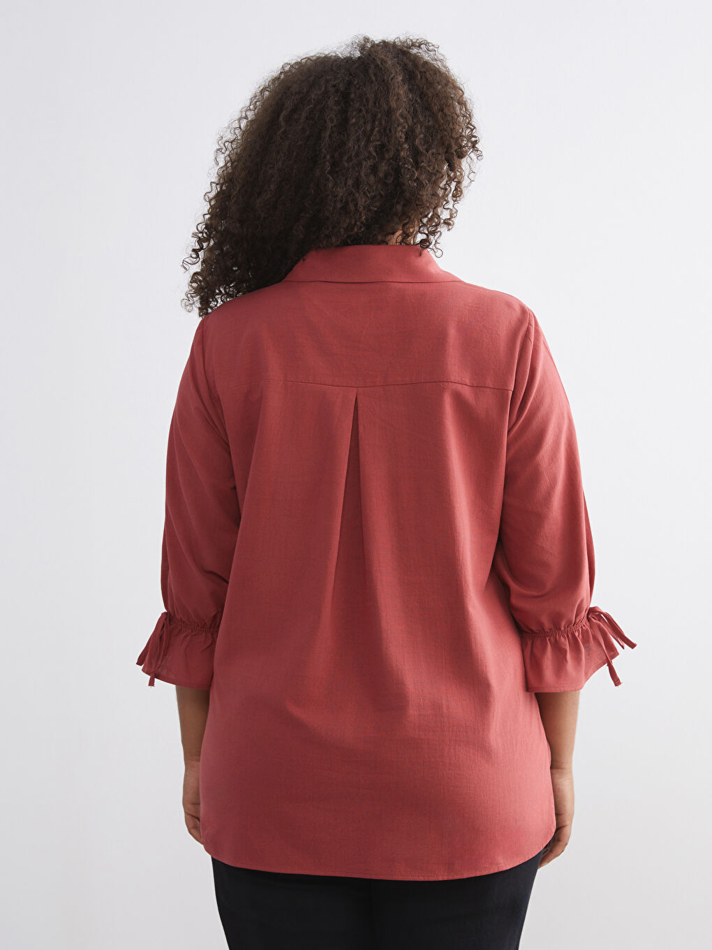 Kahverengi Regular Fit Fırfırlı Kadın Gömlek-7
