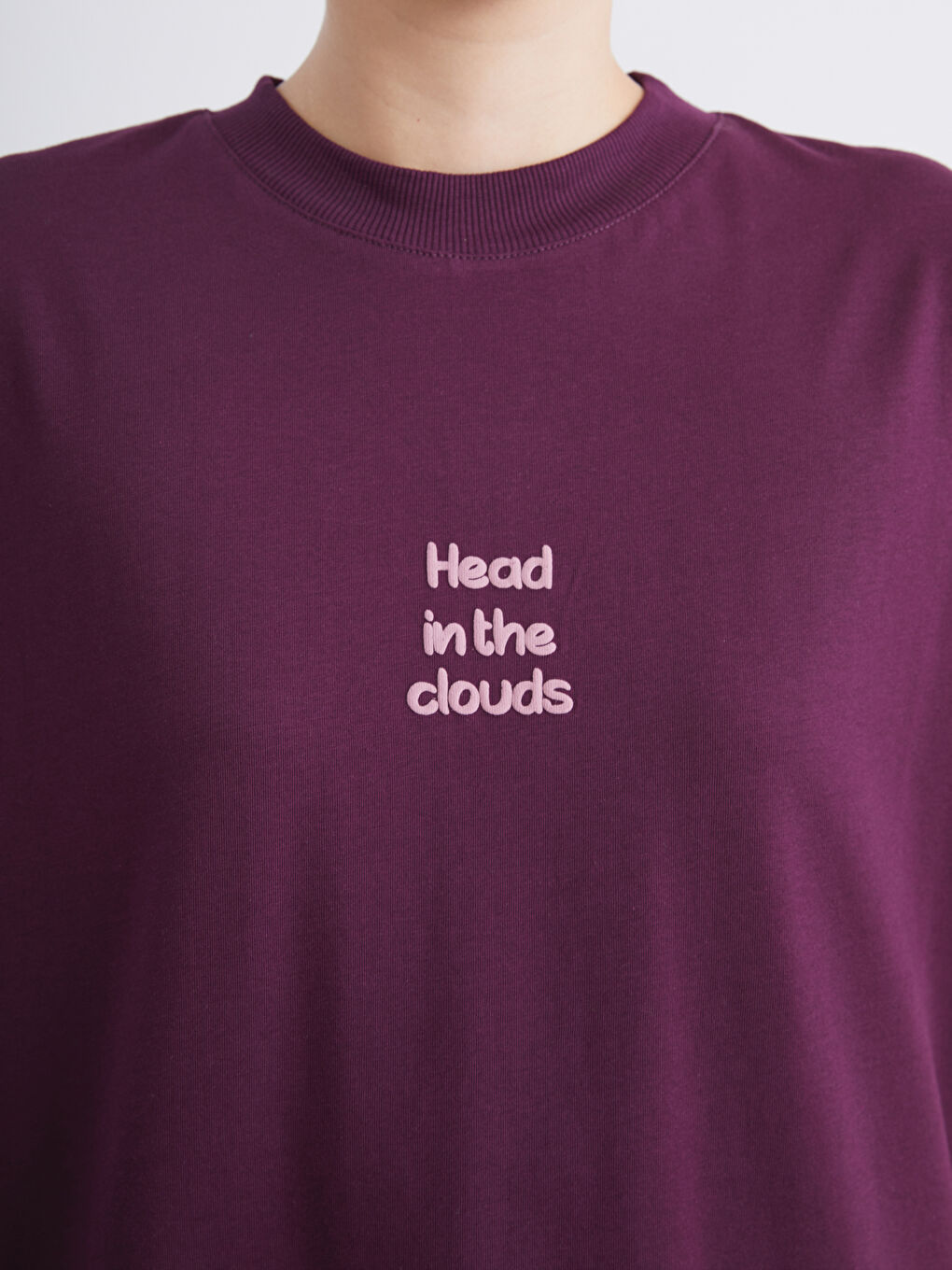 Mor Bisiklet Yaka Baskılı Kadın Tişört-2