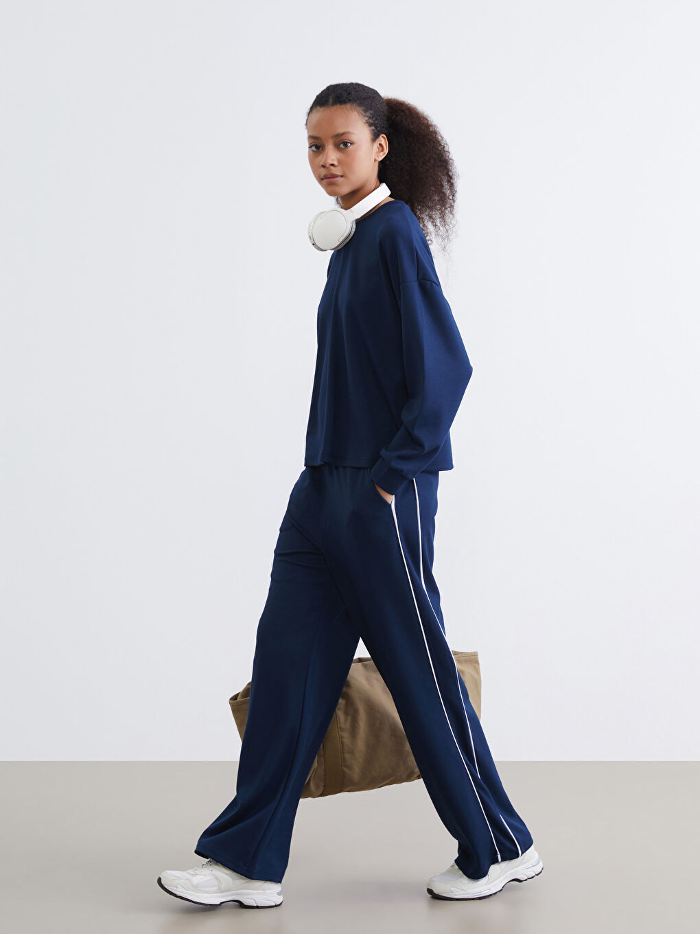 Elastic Waist Modal Blend Women's Sports Sweatpants