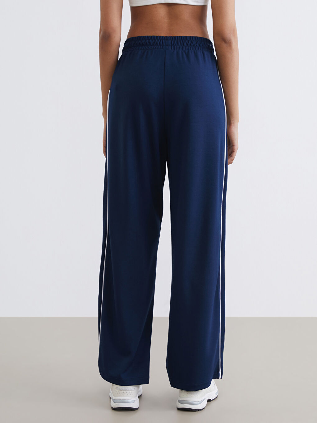 Elastic Waist Modal Blend Women's Sports Sweatpants-3