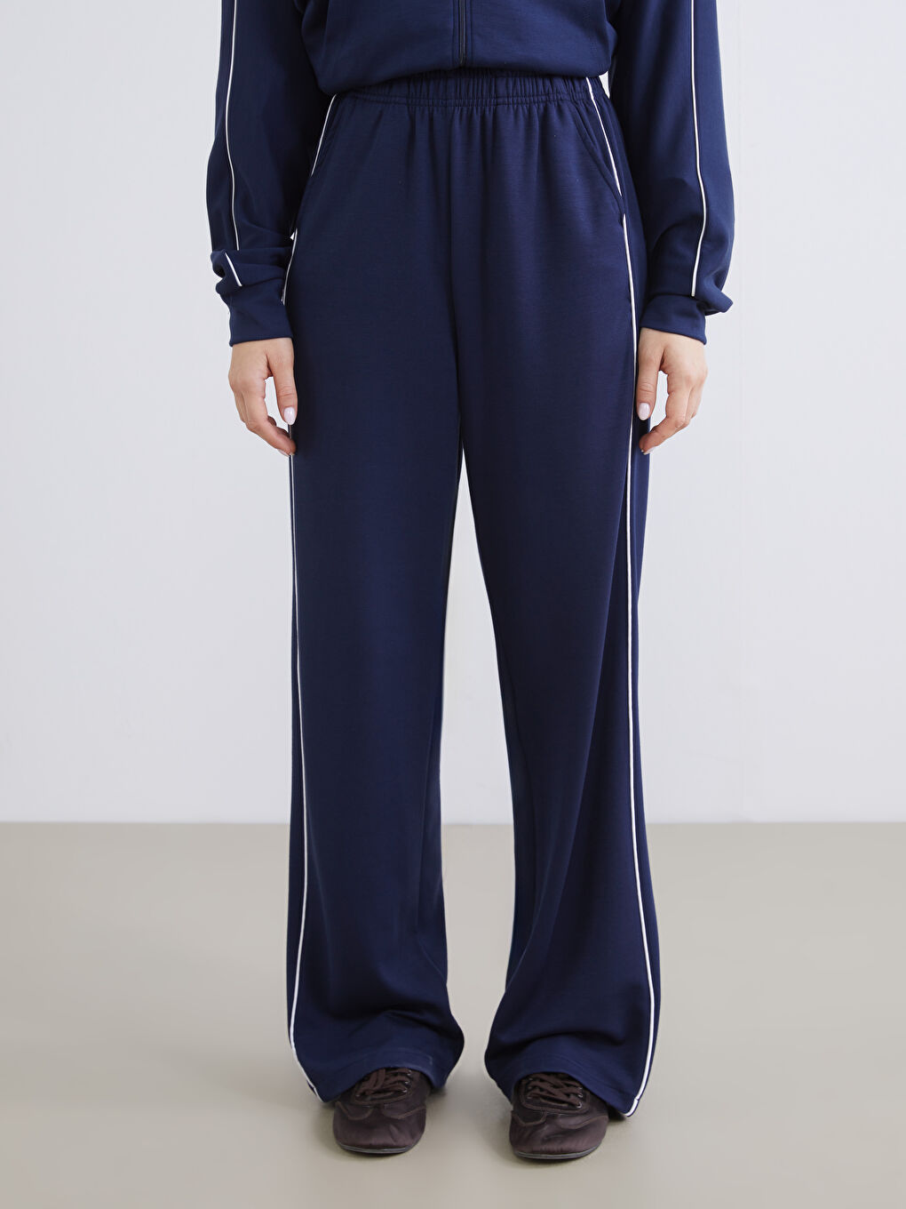 Lacivert Beli Lastikli Modal Karışımlı Kadın Spor Eşofman Altı-1