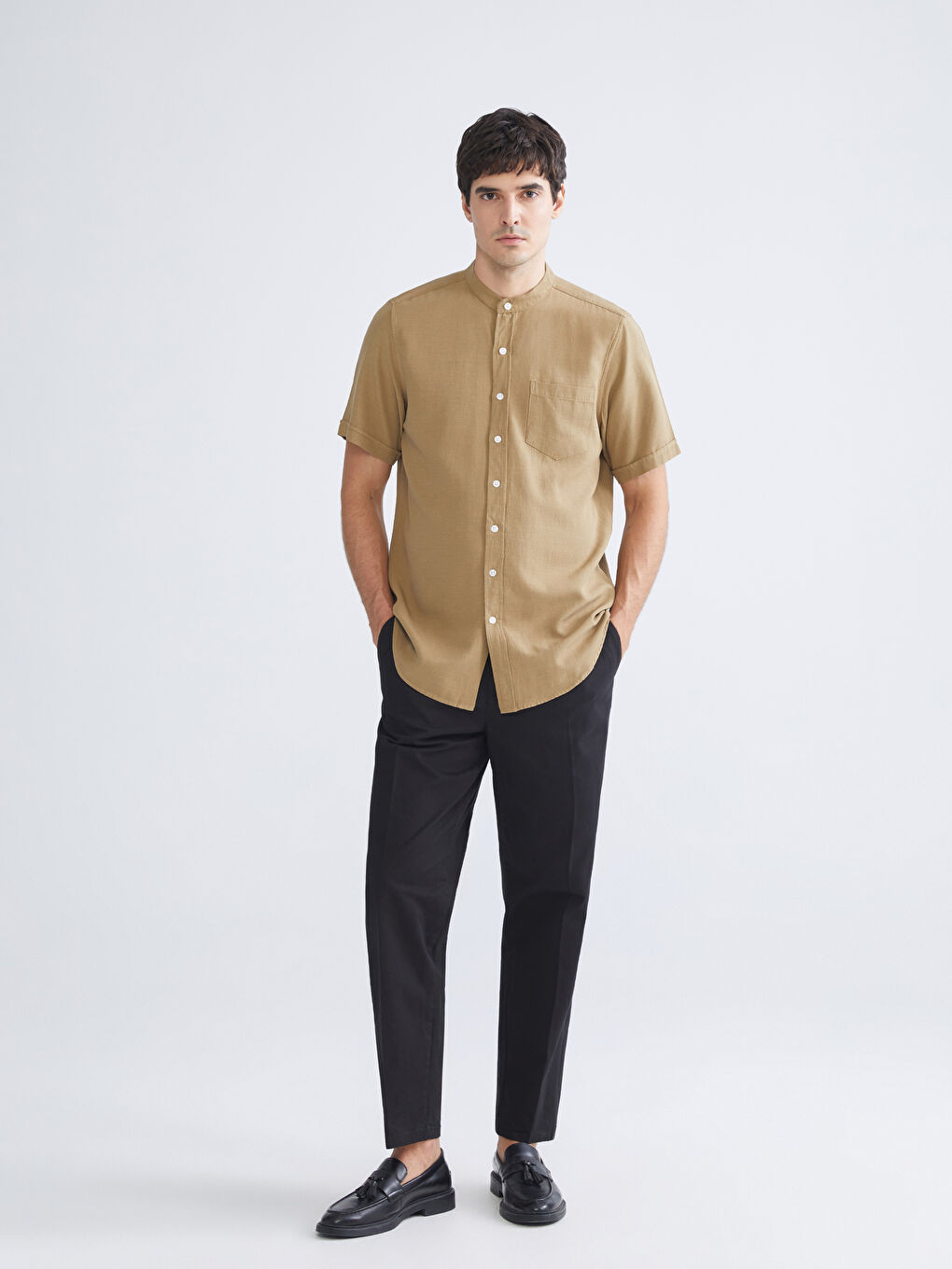 Regular Fit Hakim Yaka Kısa Kollu Poplin Gömlek-1