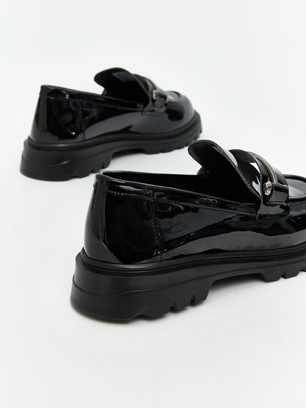 Siyah Deri Görünümlü Kadın Loafer Ayakkabı-4