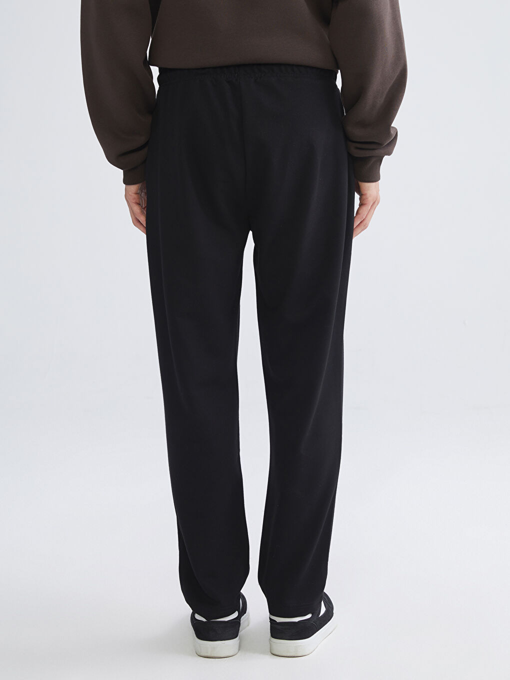 Siyah Rahat Kalıp Erkek Eşofman Altı-3