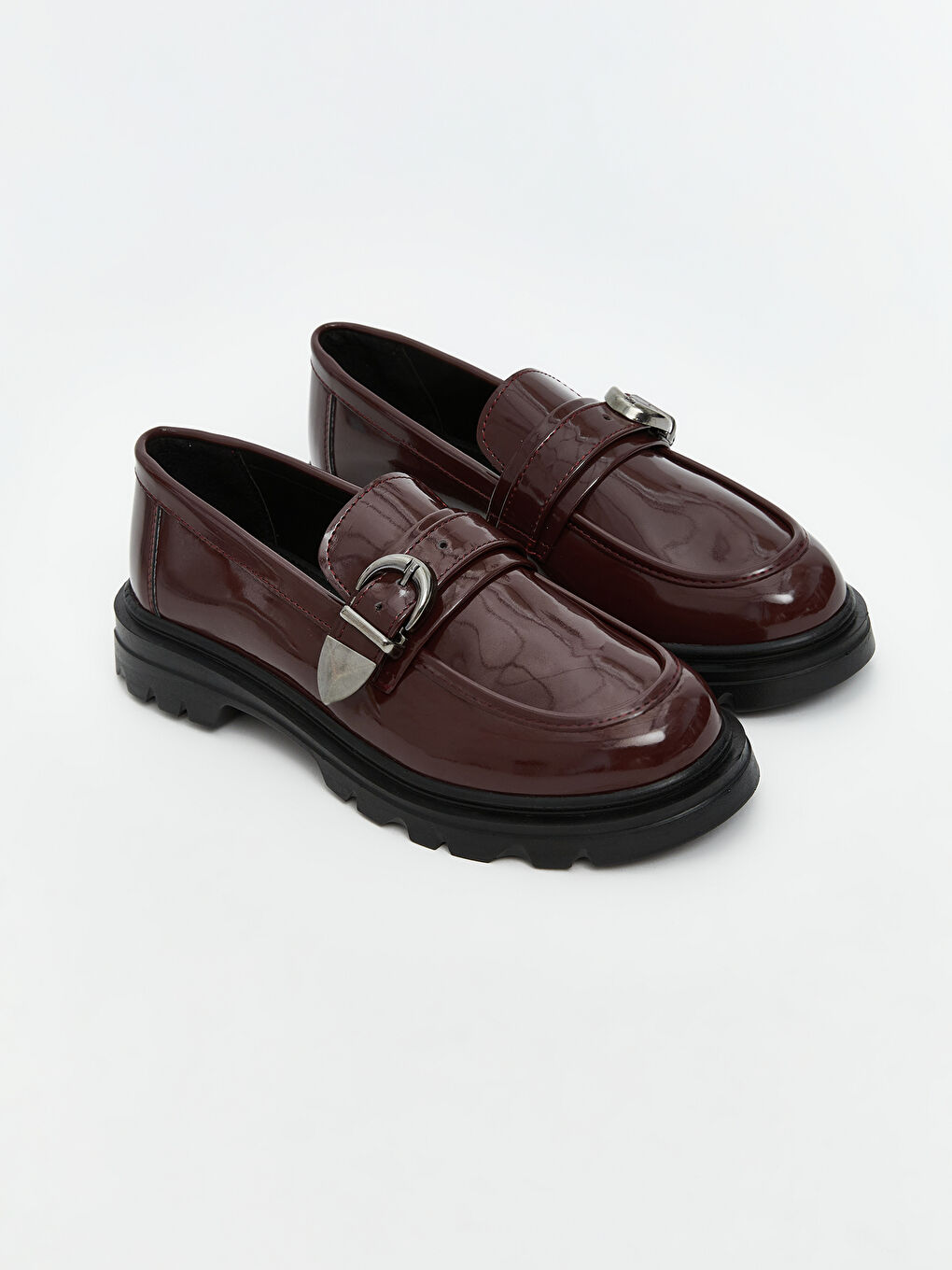 Kahverengi Deri Görünümlü Kadın Loafer Ayakkabı