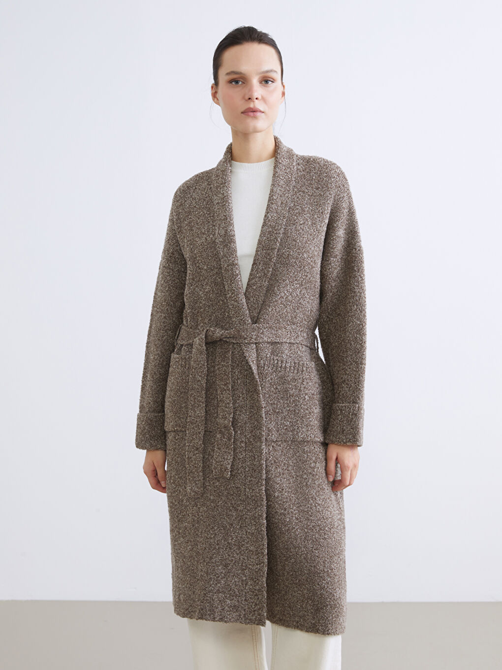 Kahverengi Şal Yaka Kadın Triko Hırka-1