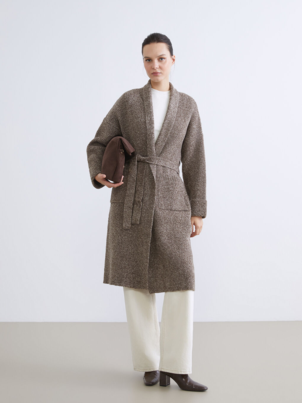 Kahverengi Şal Yaka Kadın Triko Hırka-2