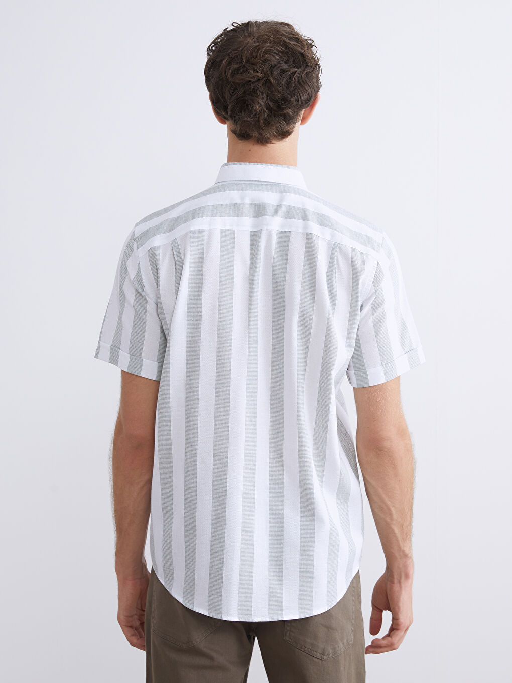 Yeşil Regular Fit Kısa Kollu Çizgili Armürlü Erkek Gömlek-3