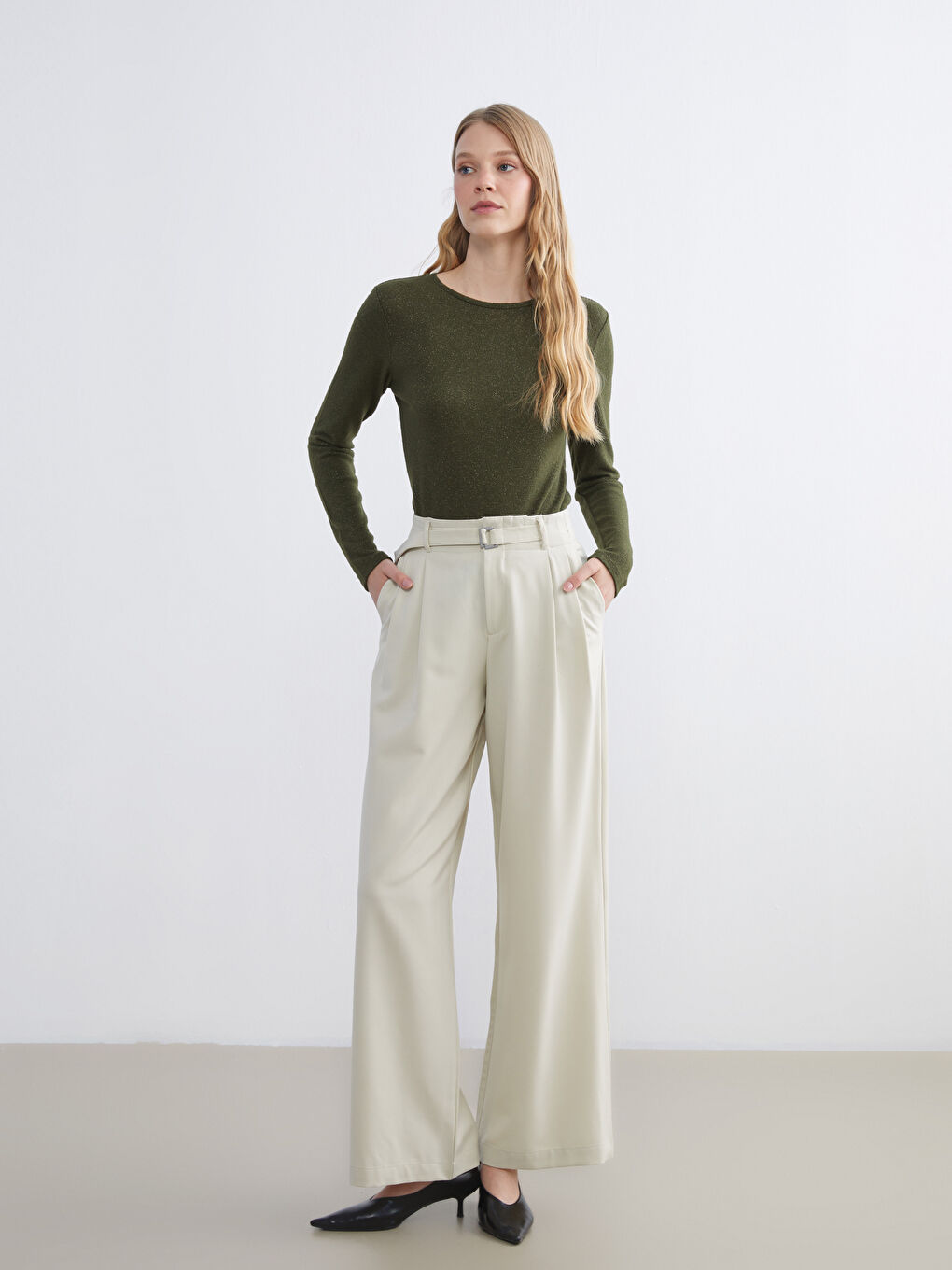 Әйелдерге арналған дөңгелек жағалы боди-2