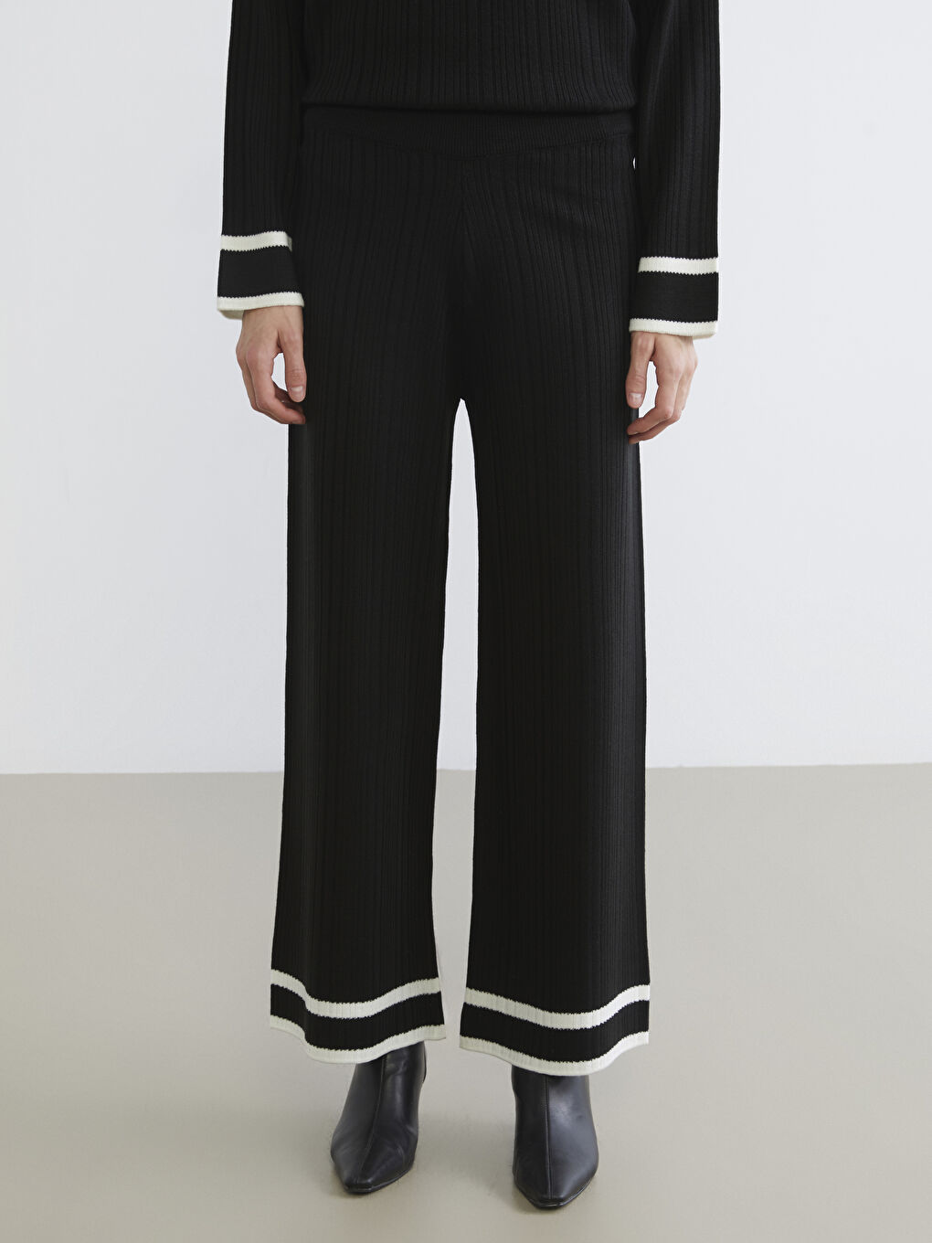 سروال طوبي مصفر نساء-1