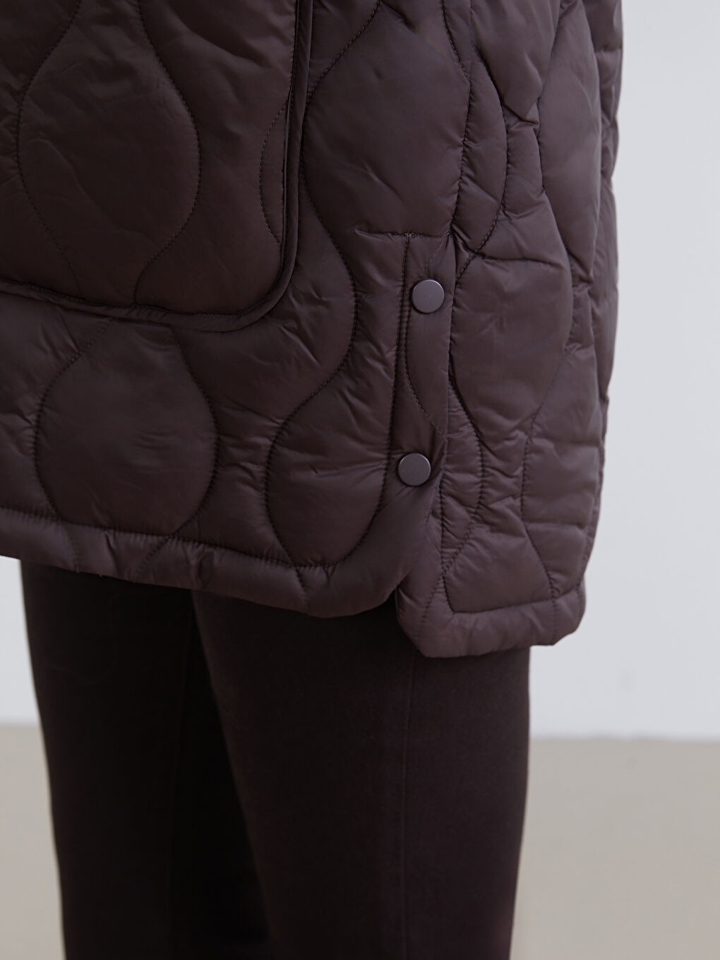 Hooded Quilted Women's Puffer Coat-2