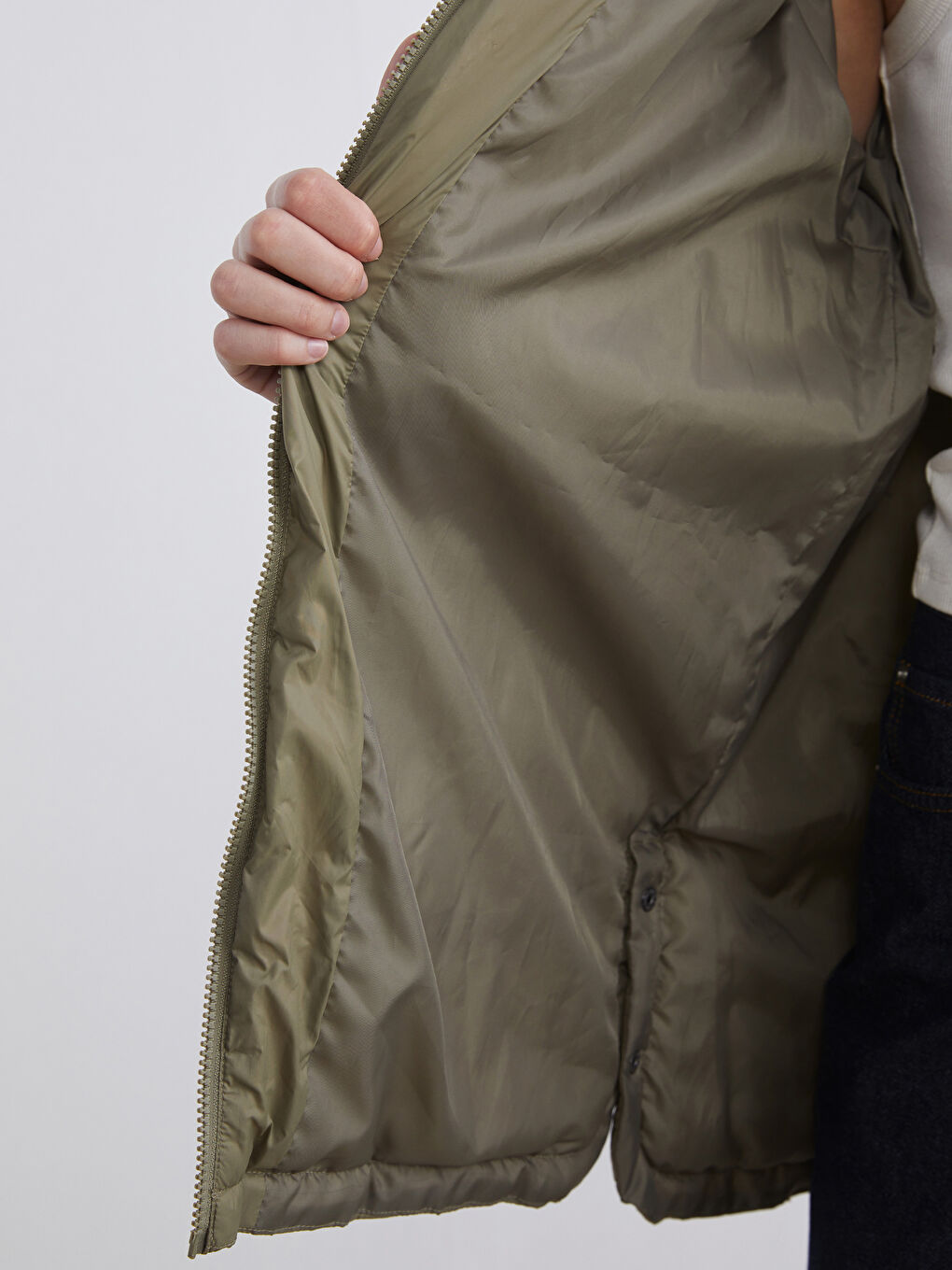 Haki Kapüşonlu Kapitone Kadın Şişme Mont-3