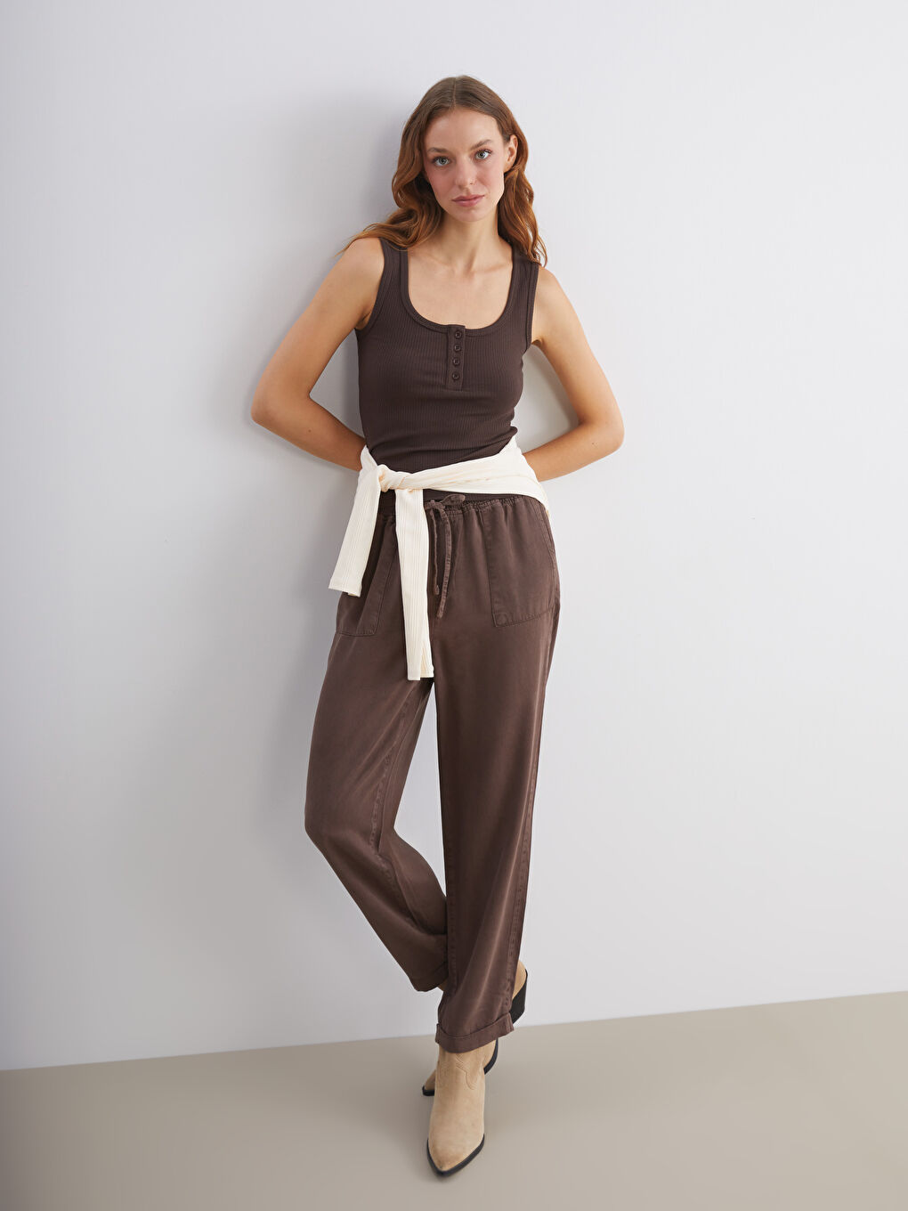 Kahverengi U Yaka Kadın Atlet-1