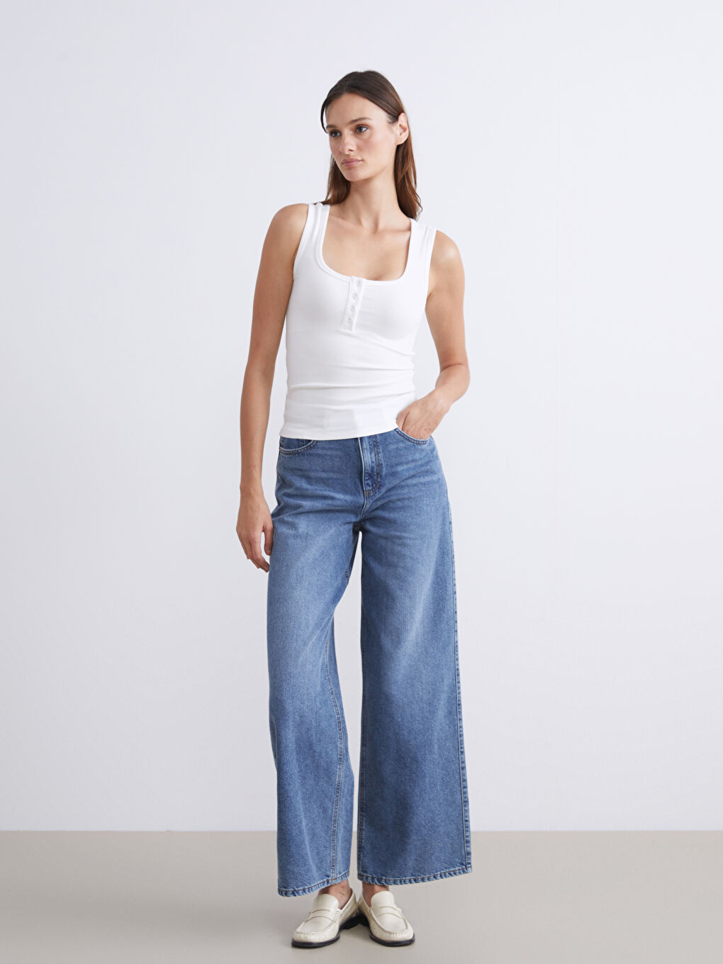 Ekru U Yaka Kadın Atlet-1