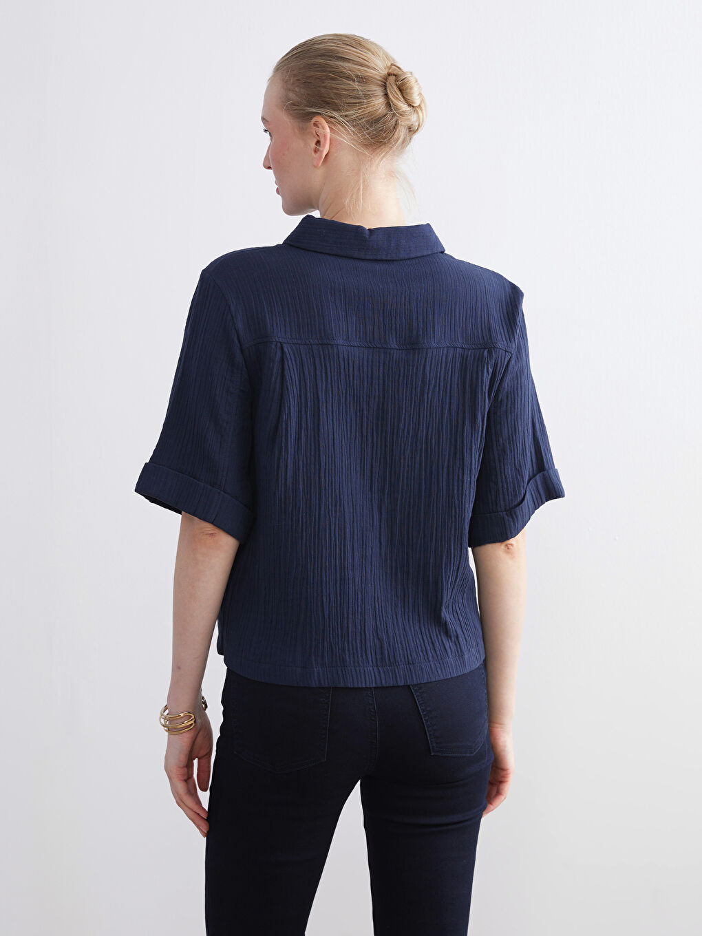Lacivert Dokulu Müslin Kadın Gömlek-8
