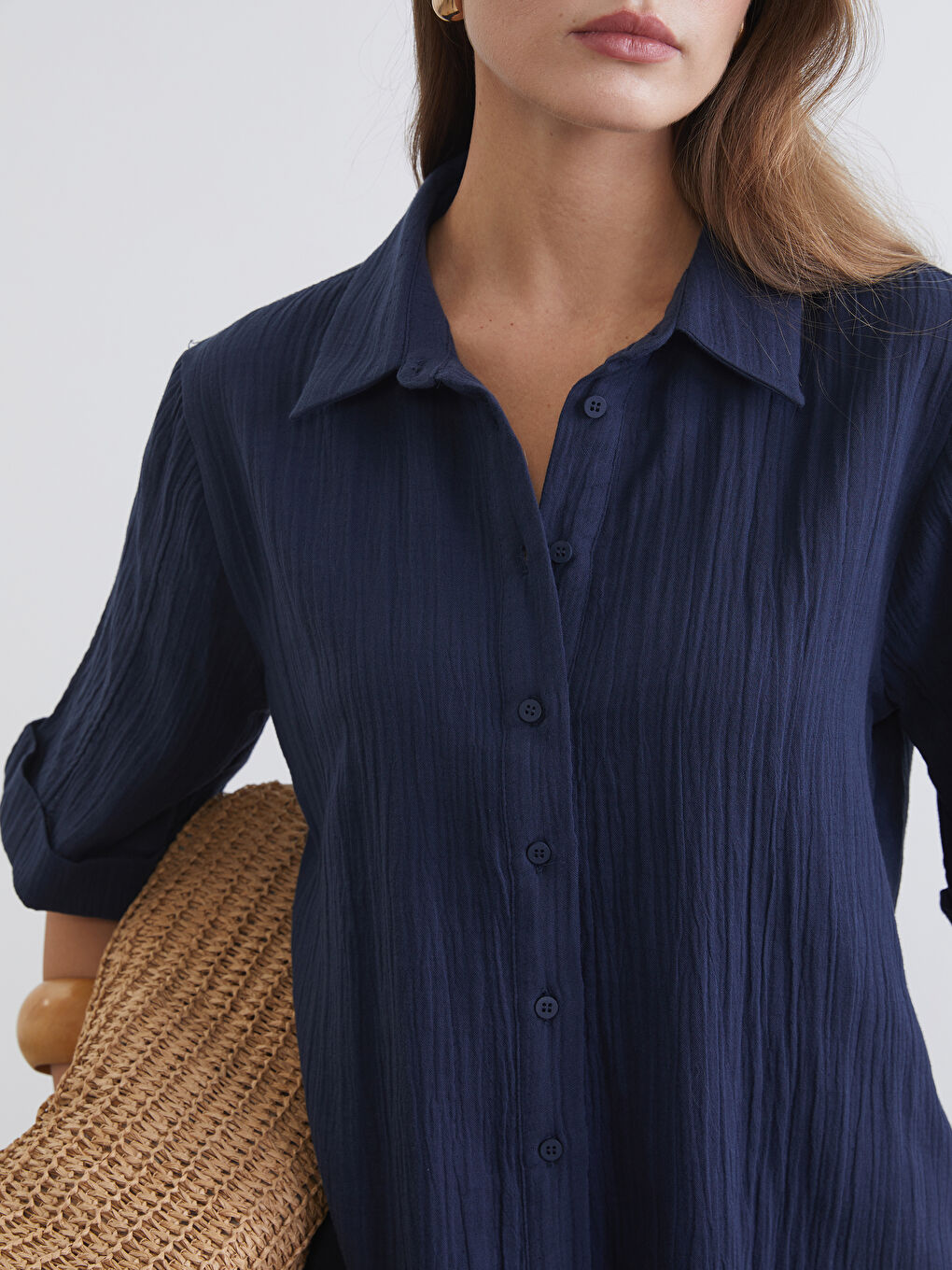 Lacivert Dokulu Müslin Kadın Gömlek-5