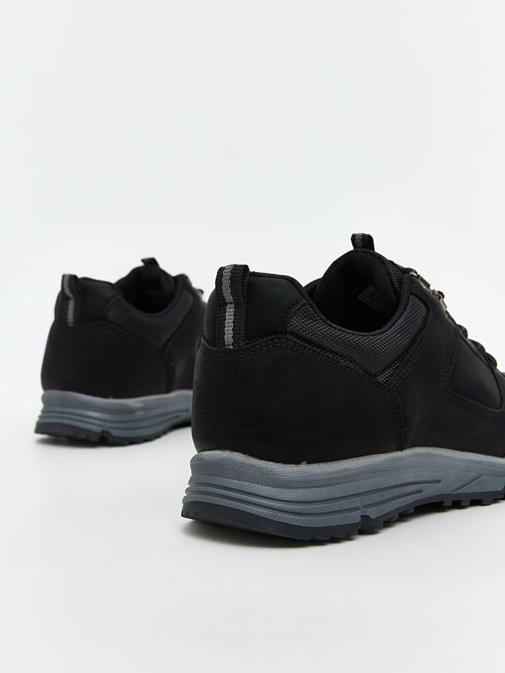 Siyah Bağcıklı Erkek Spor Trekking Ayakkabı-4