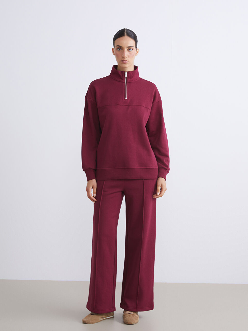 تونیکی سویتشێرتی ئه‌ستووری یه‌خه‌ی مل بەرزی ئۆڤەرسایز بۆ ژنان-1