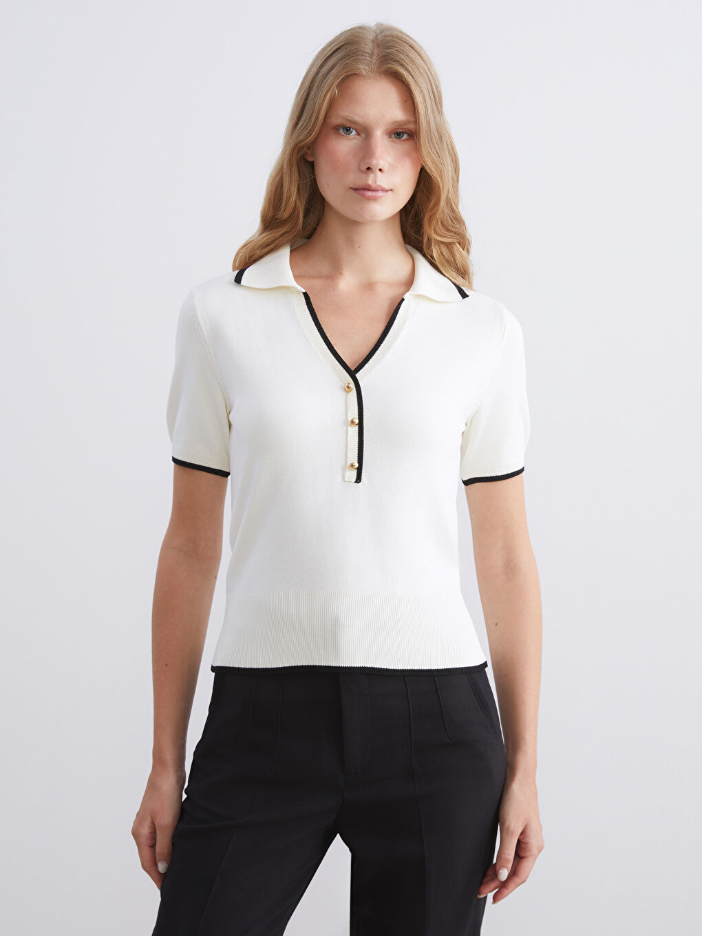 Ekru Polo Yaka Kadın Triko Kazak