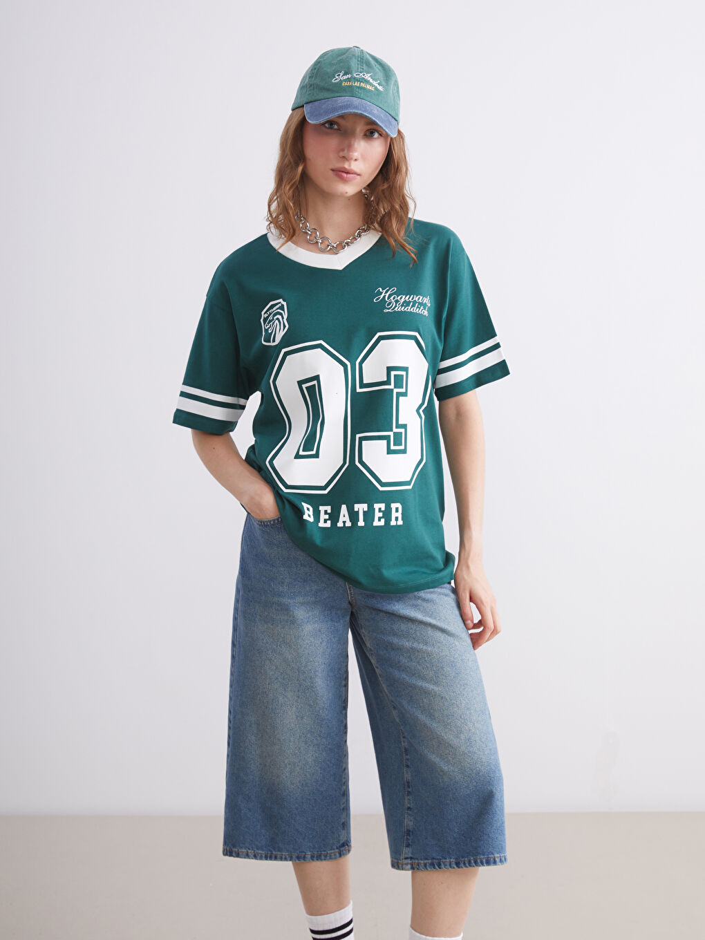 Yeşil V Yaka Harry Potter Baskılı Oversize Kadın Tişört-1