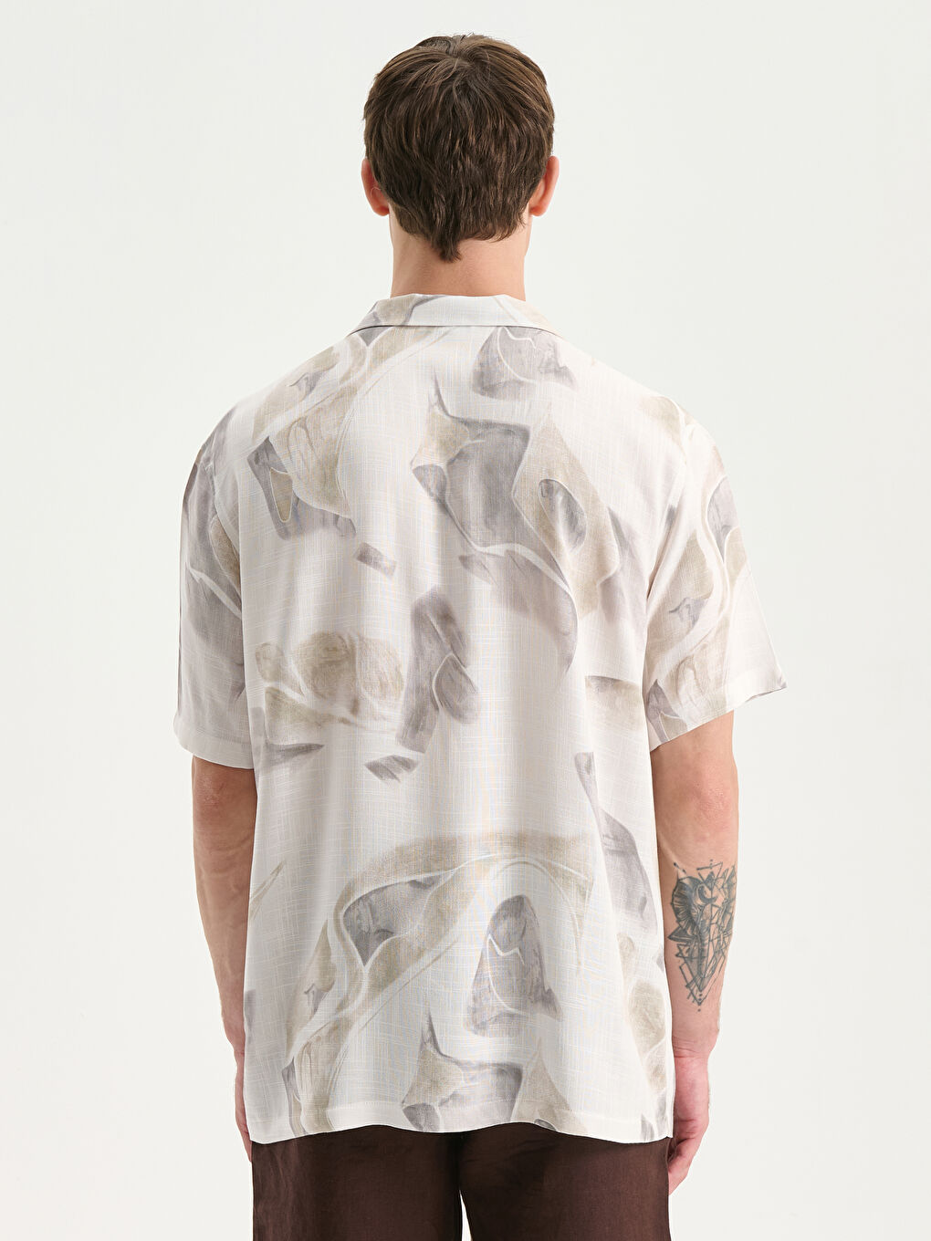 Bej Regular Fit Kısa Kollu Desenli Viskon Erkek Gömlek-3