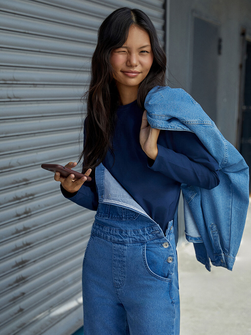 Lacivert Bisiklet Yaka Kadın Tişört