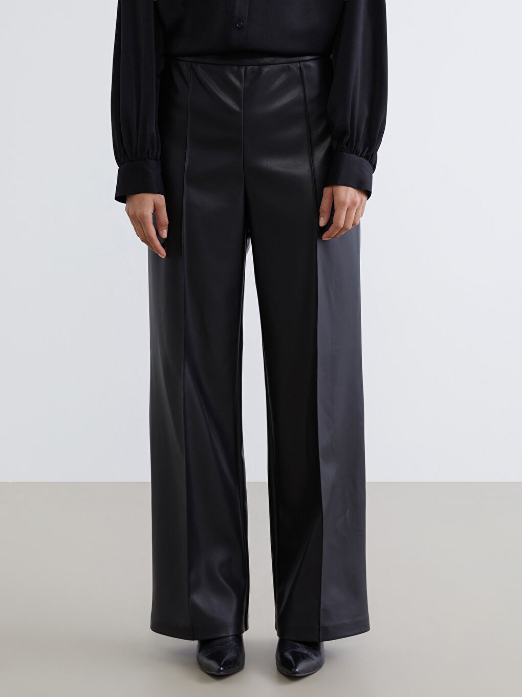 Woman BLACK Trousers-1