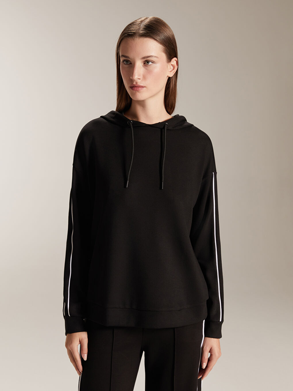 Siyah Oversize Kadın Hoodie