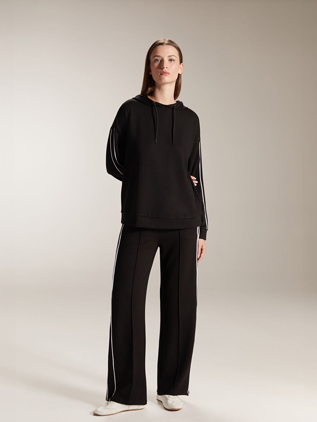 Siyah Oversize Kadın Hoodie-2