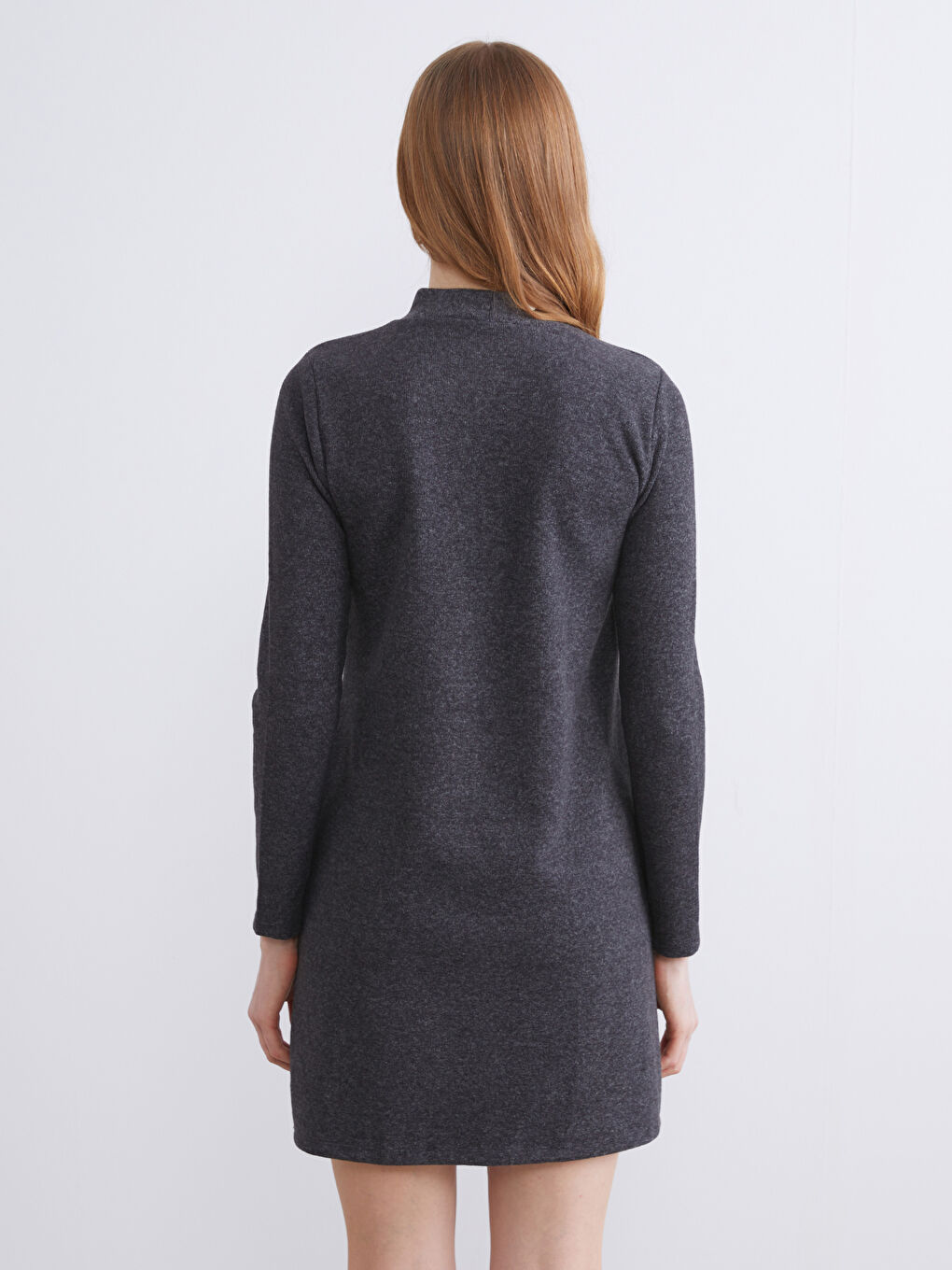 Siyah Yarım Balıkçı Yaka Mini Elbise-3