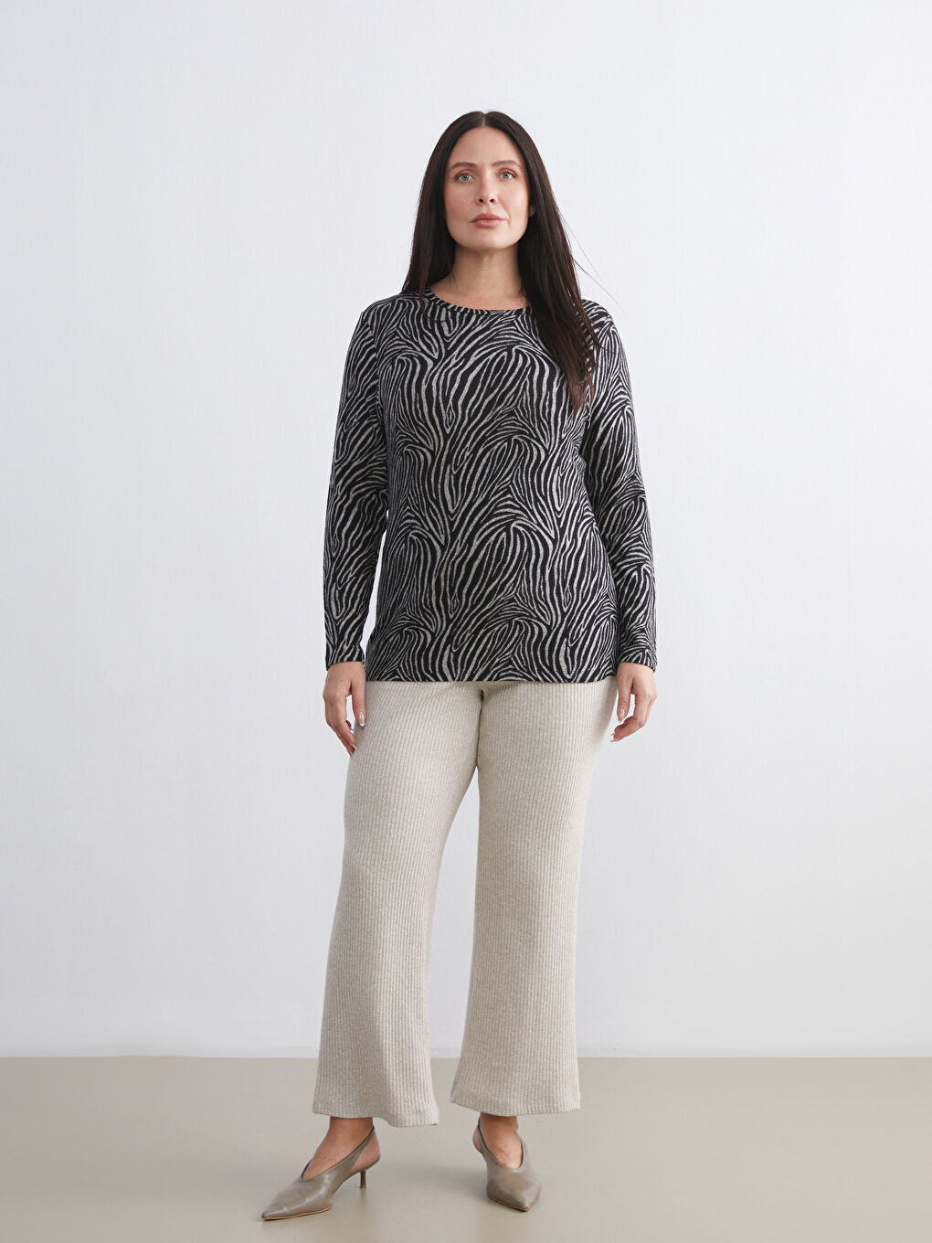 bluza s motivom s okruglim izrezom -5