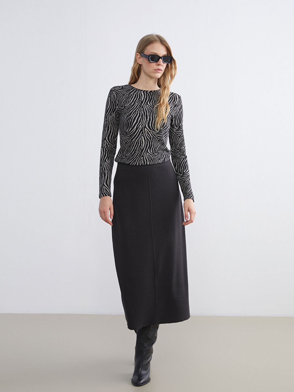 bluza s motivom s okruglim izrezom -2