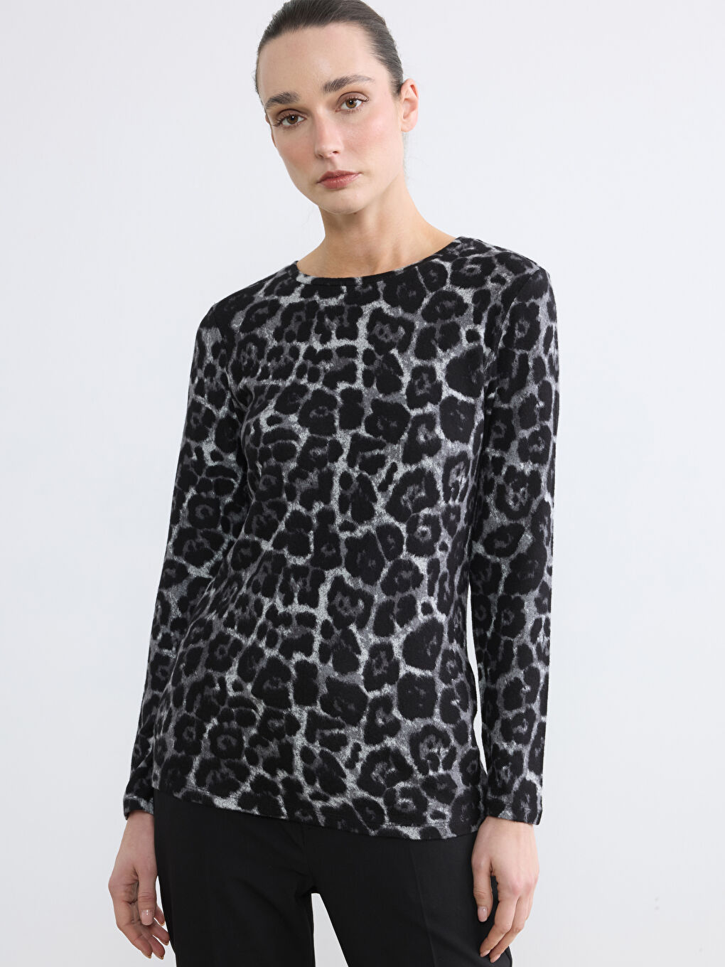 bluza s motivom s okruglim izrezom 