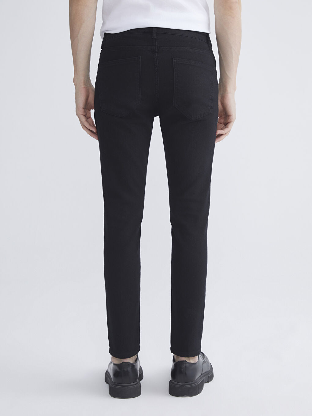 بنطال جينز 760 للرجال بقصة ضيقة-3