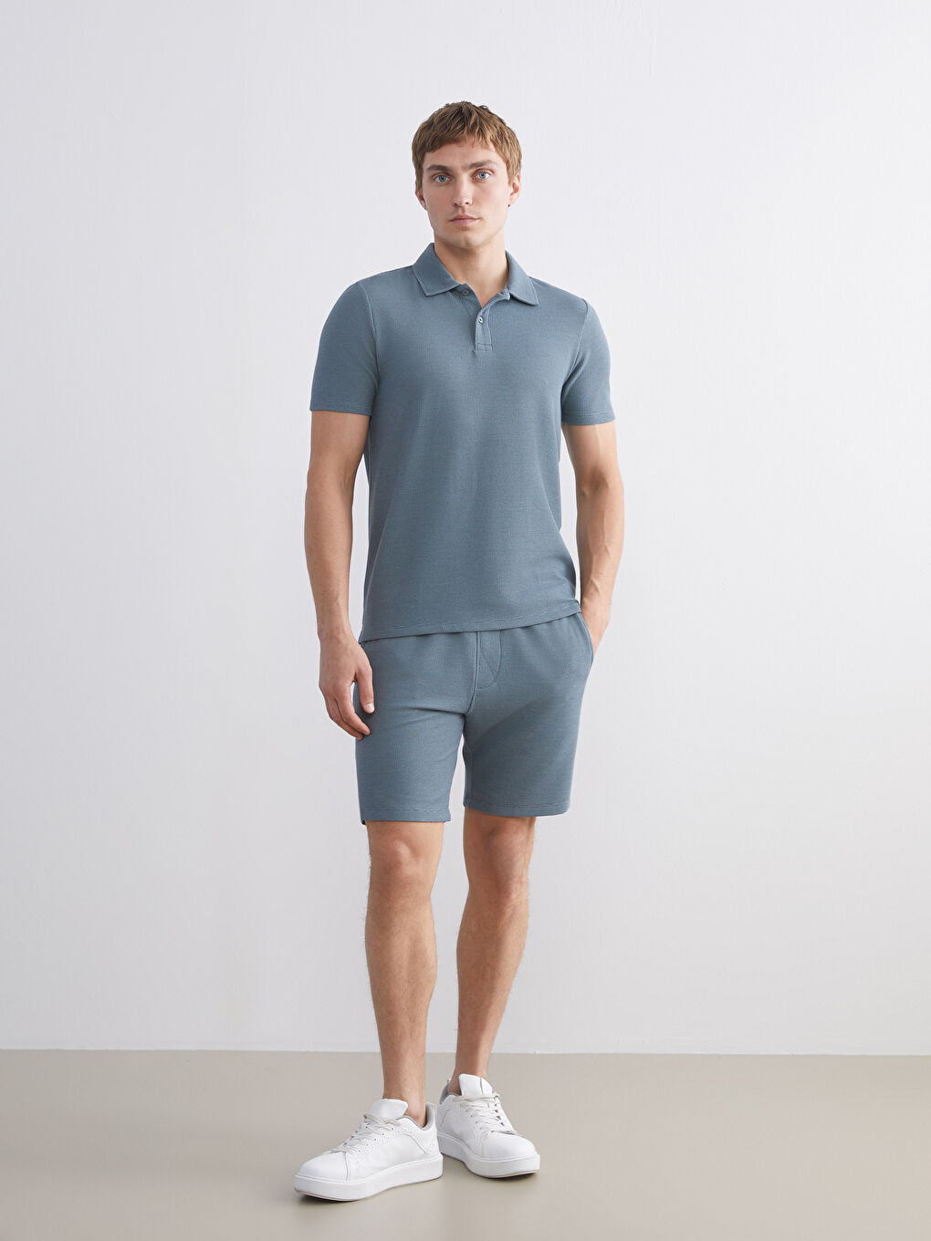 Mavi Standart Kalıp Erkek Şort-1