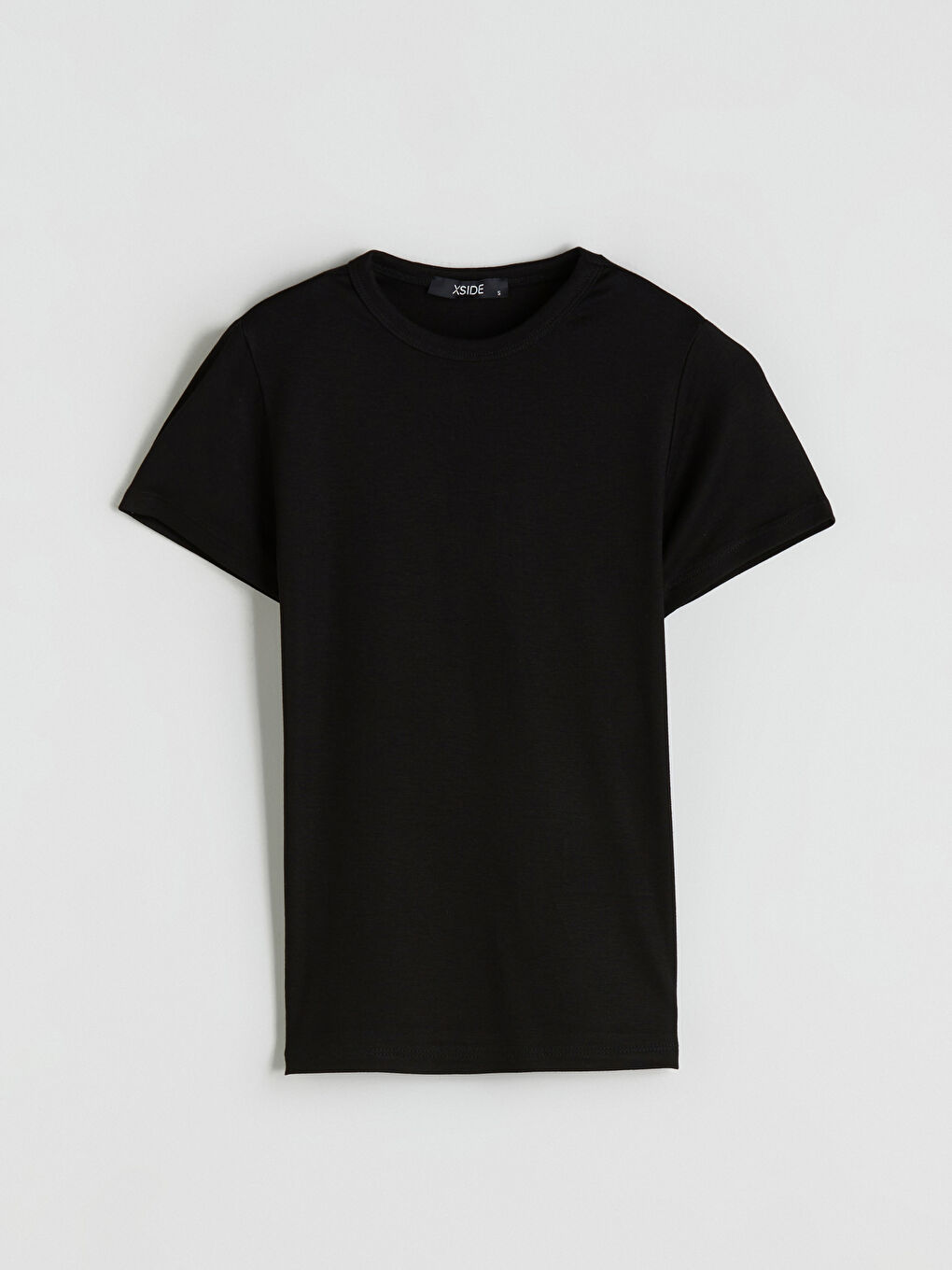 Siyah Bisiklet Yaka Kadın Tişört-4