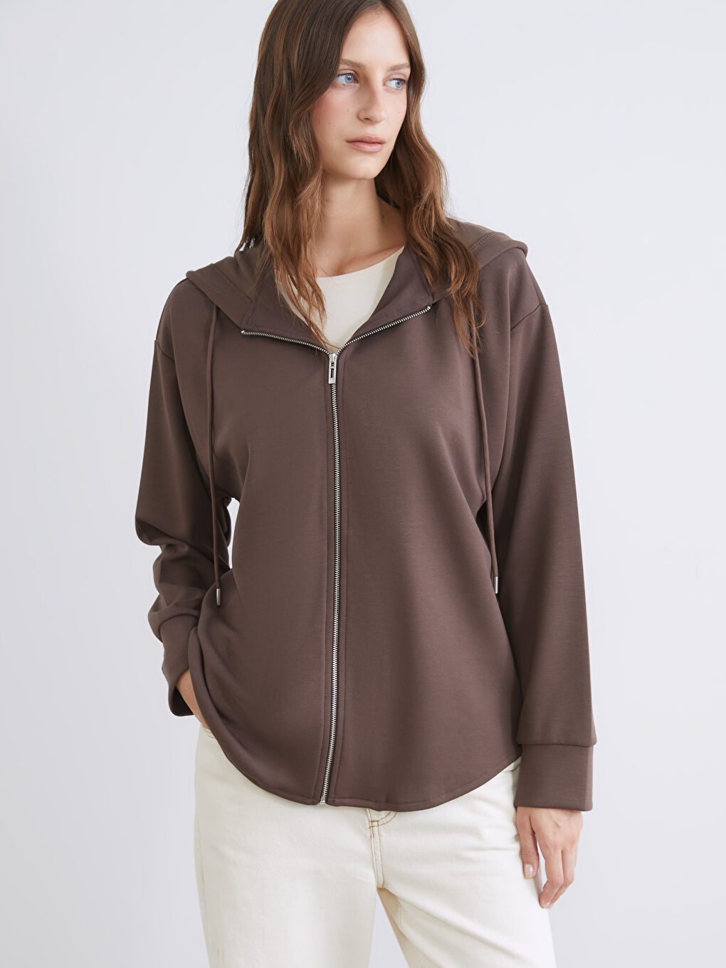 Kahverengi Kapüşonlu Oversize Kadın Fermuarlı Sweatshirt