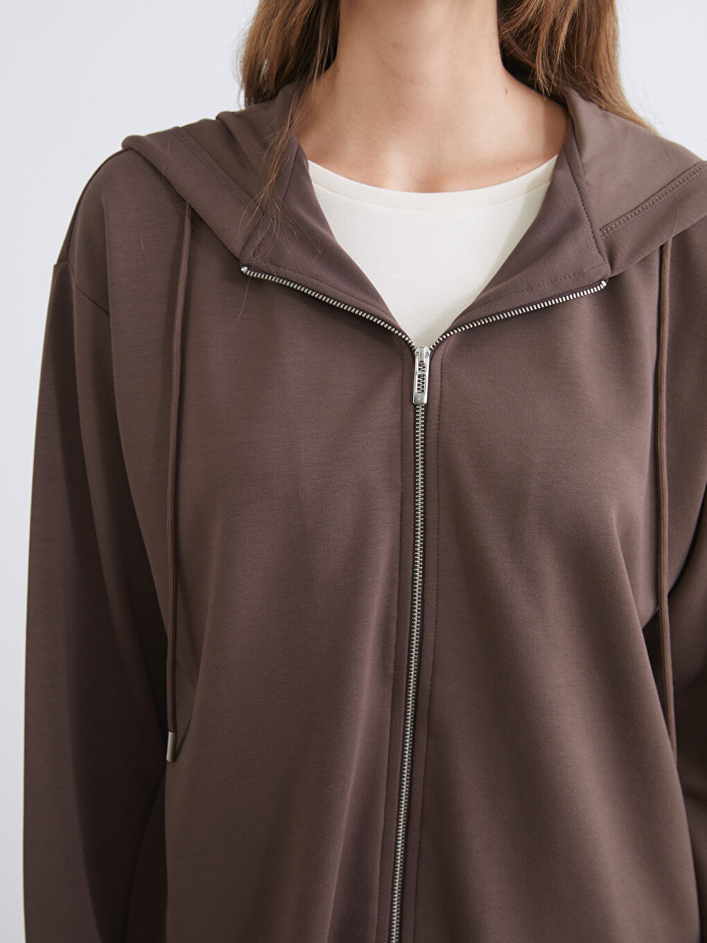 Kahverengi Kapüşonlu Oversize Kadın Fermuarlı Sweatshirt-3