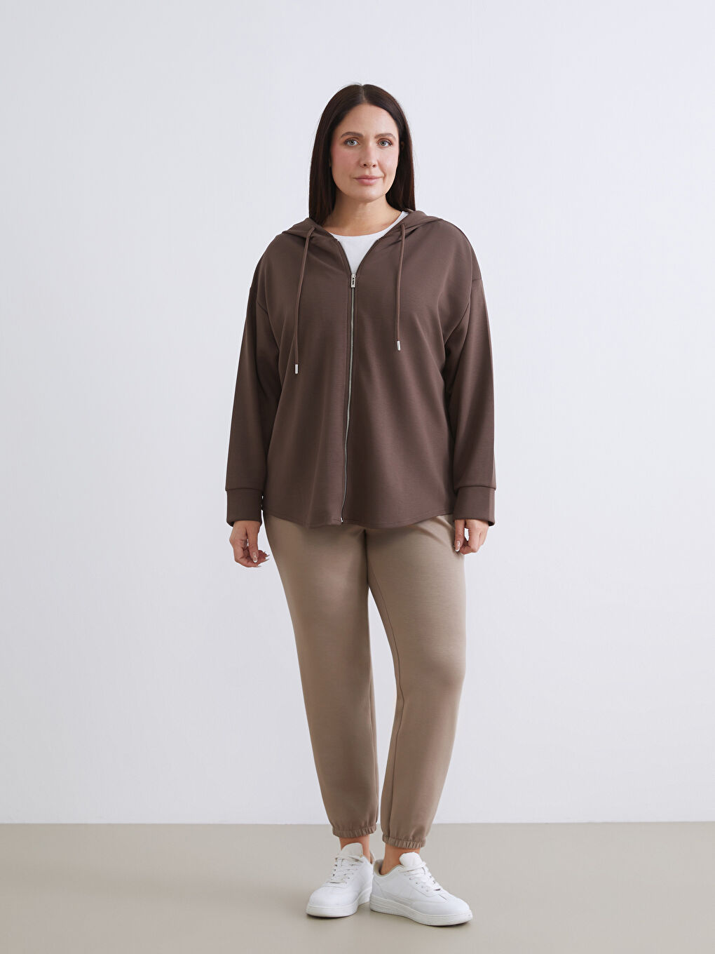 Kahverengi Kapüşonlu Oversize Kadın Fermuarlı Sweatshirt-5