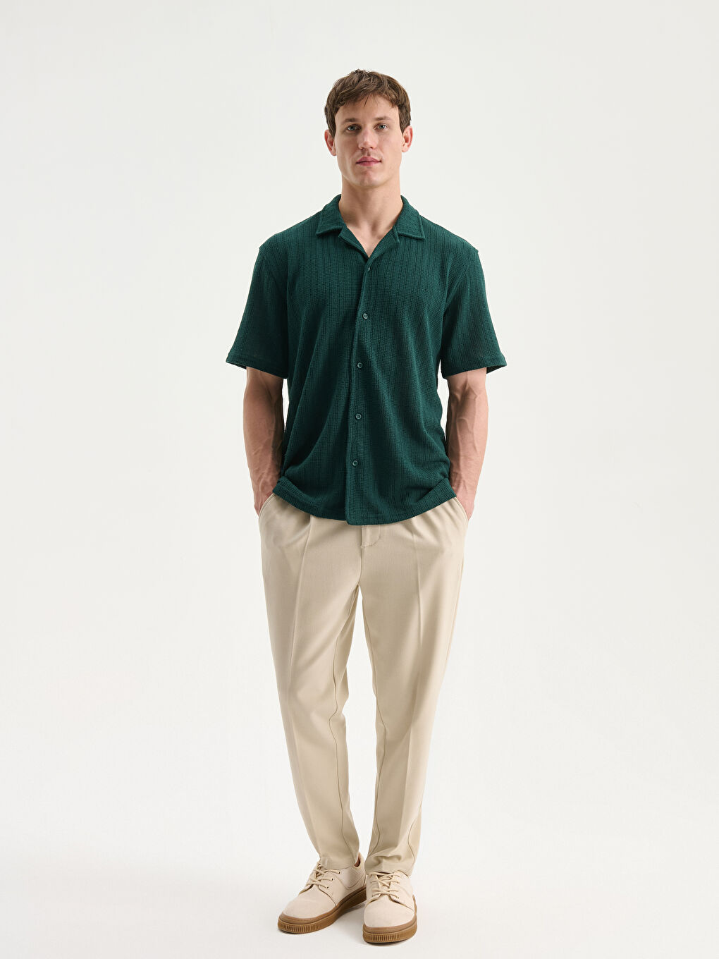 Yeşil Regular Fit Resort Yaka Kısa Kollu Erkek Gömlek-1