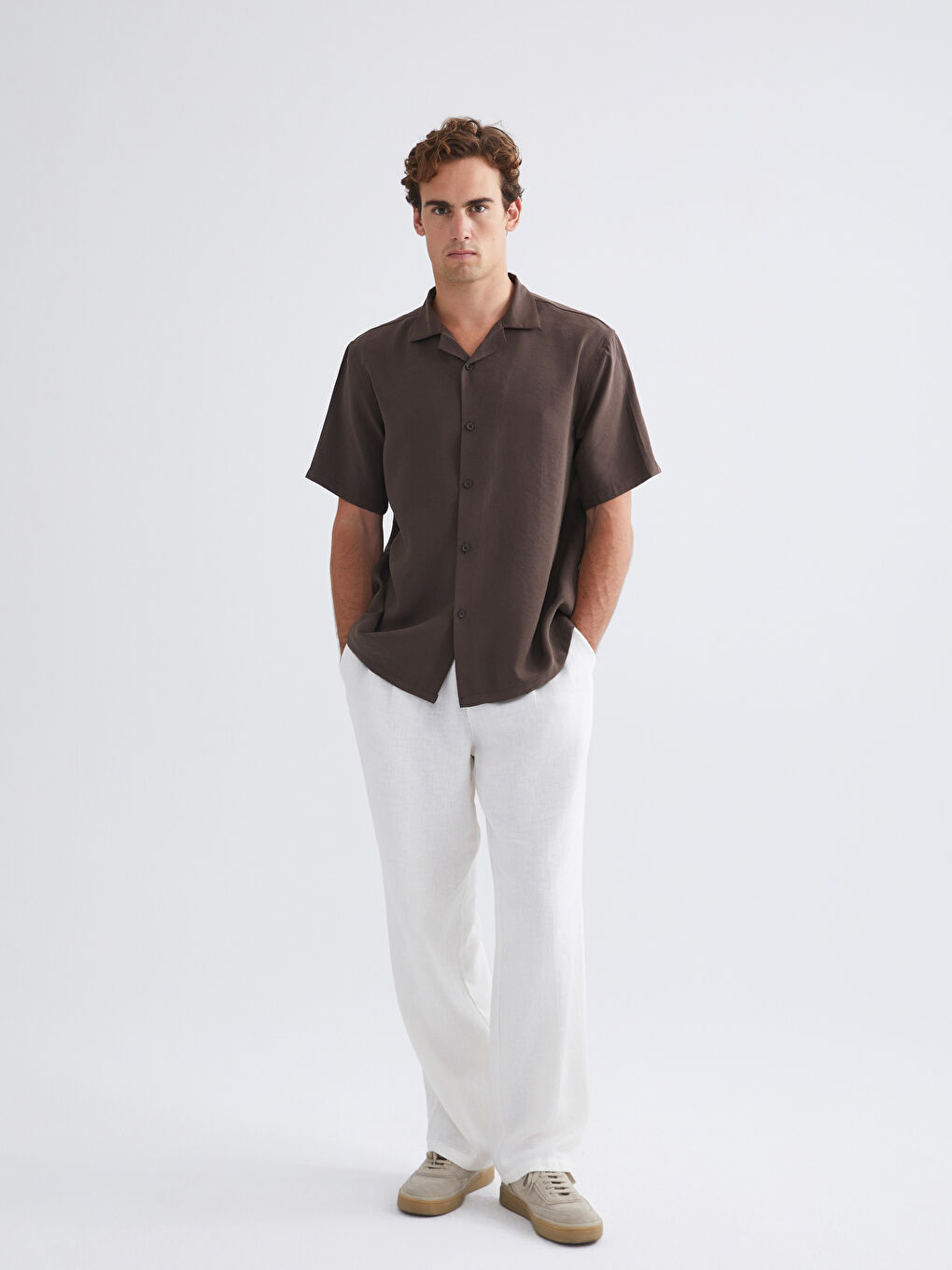Kahverengi Regular Fit Kısa Kollu Armürlü Erkek Gömlek-2
