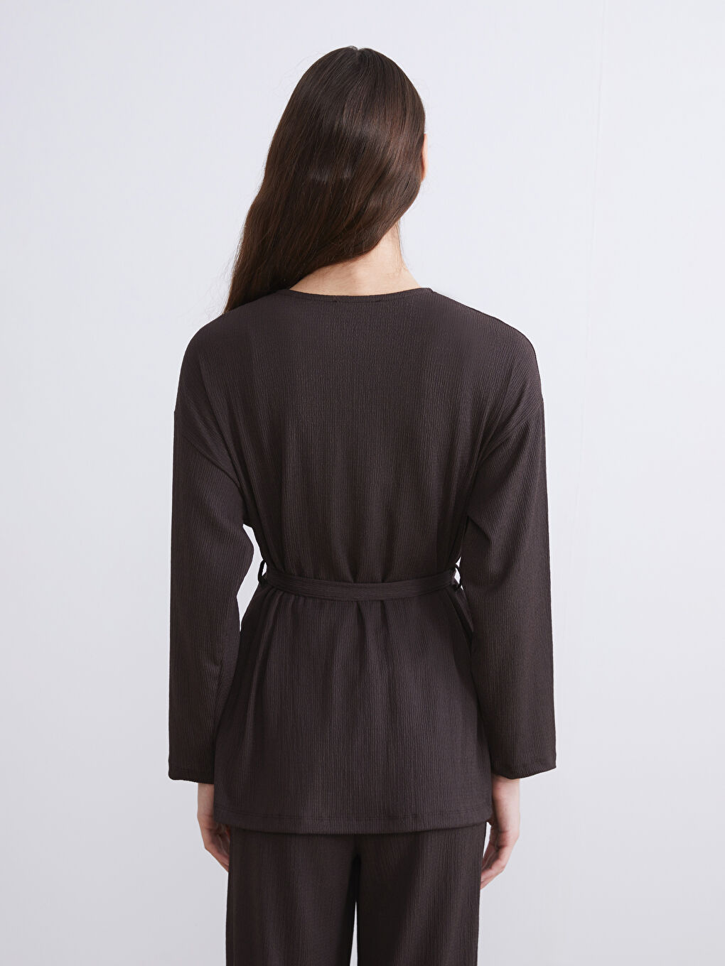 Kahverengi Şal Yaka Dokulu Kadın Hırka-7