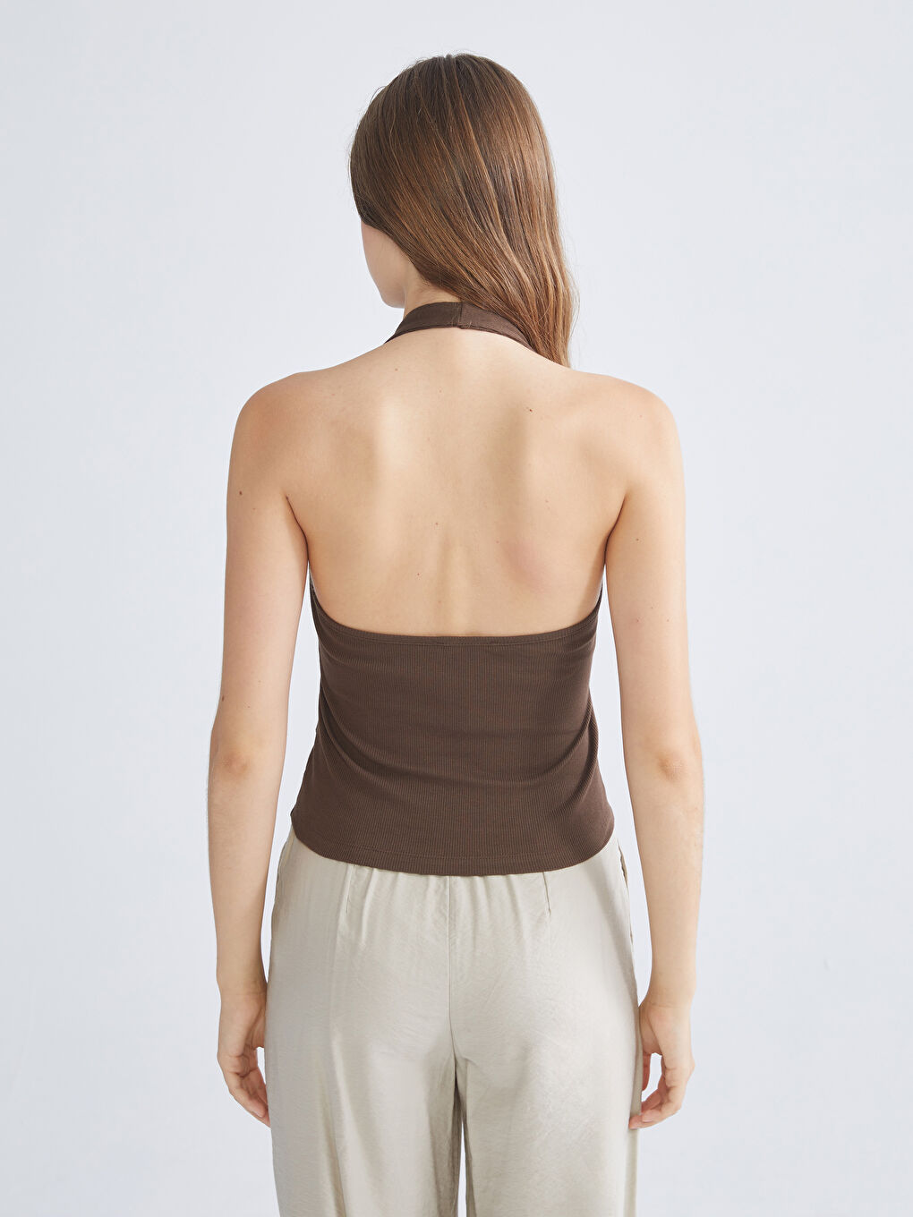 Kahverengi Halter Yaka Fitilli Kadın Atlet-3