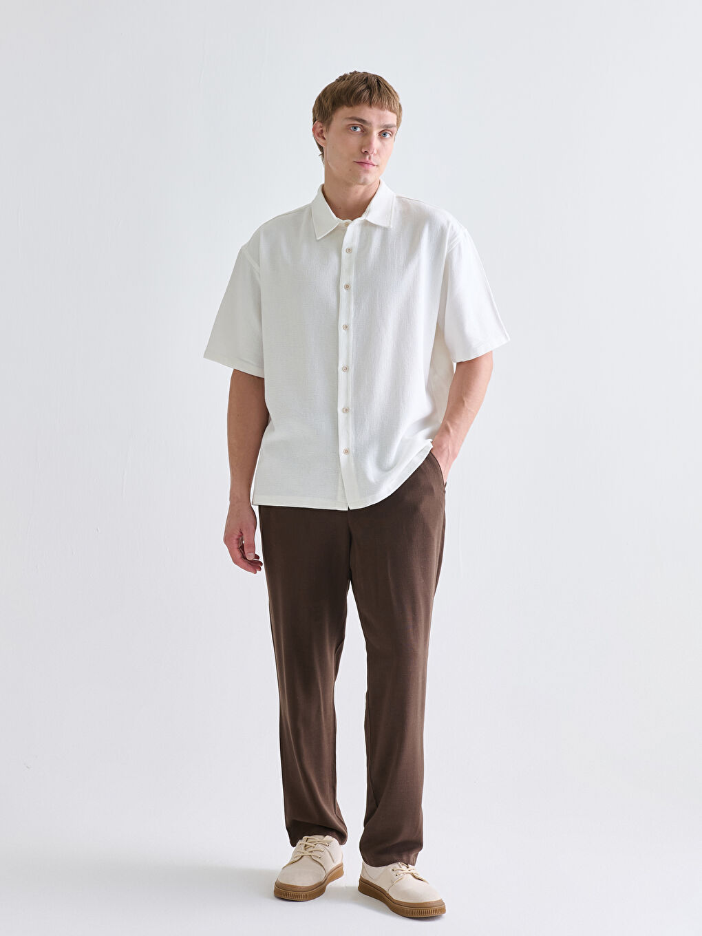 Ekru Regular Fit Kısa Kollu Armürlü Erkek Gömlek-2