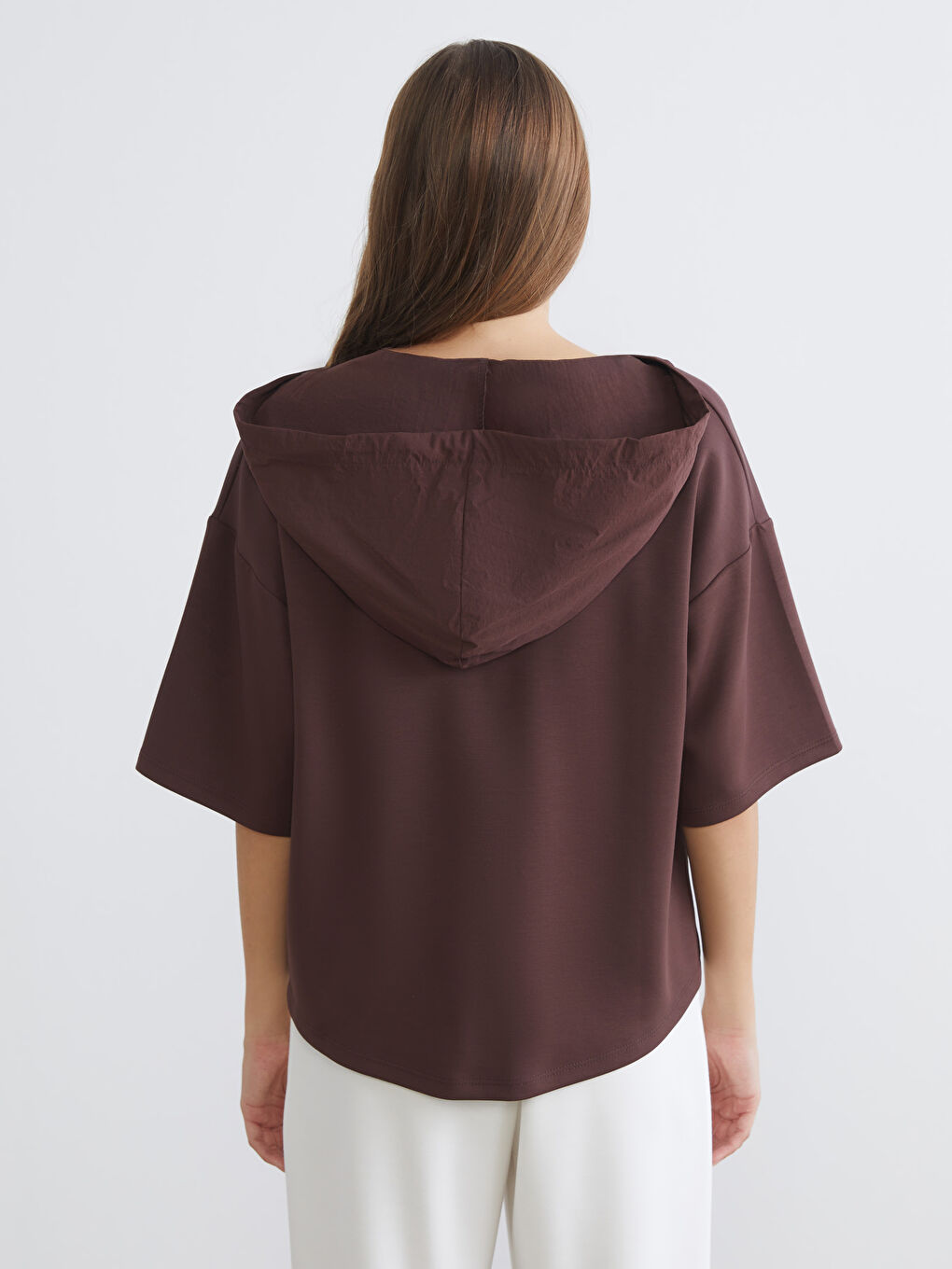 Kahverengi Düz Kısa Kollu Kadın Hoodie-5