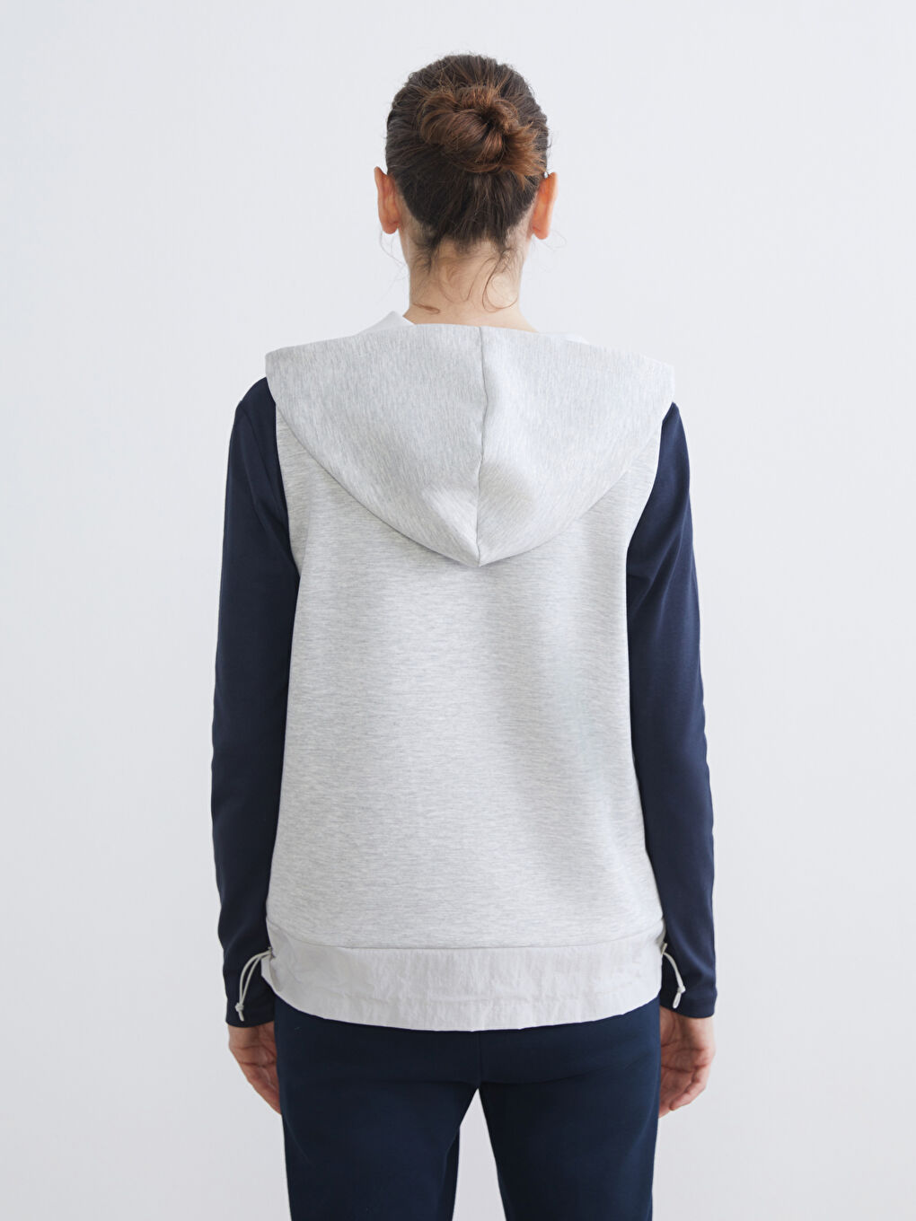 Gri Kapüşonlu Kadın Yelek-8