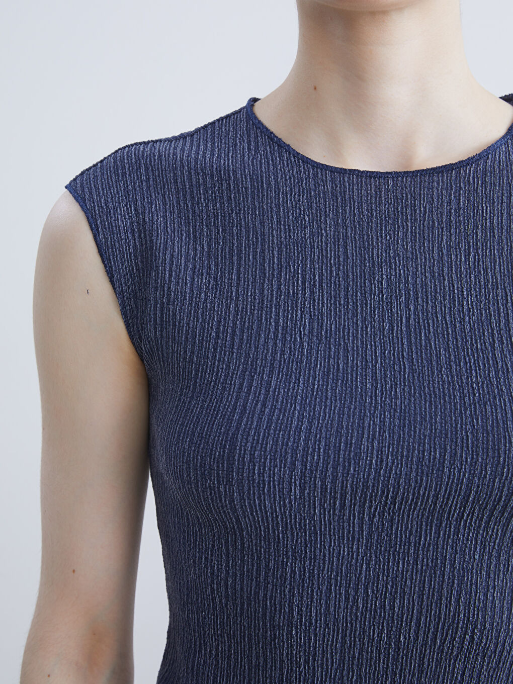 Crew Neck Textured Blouse-2