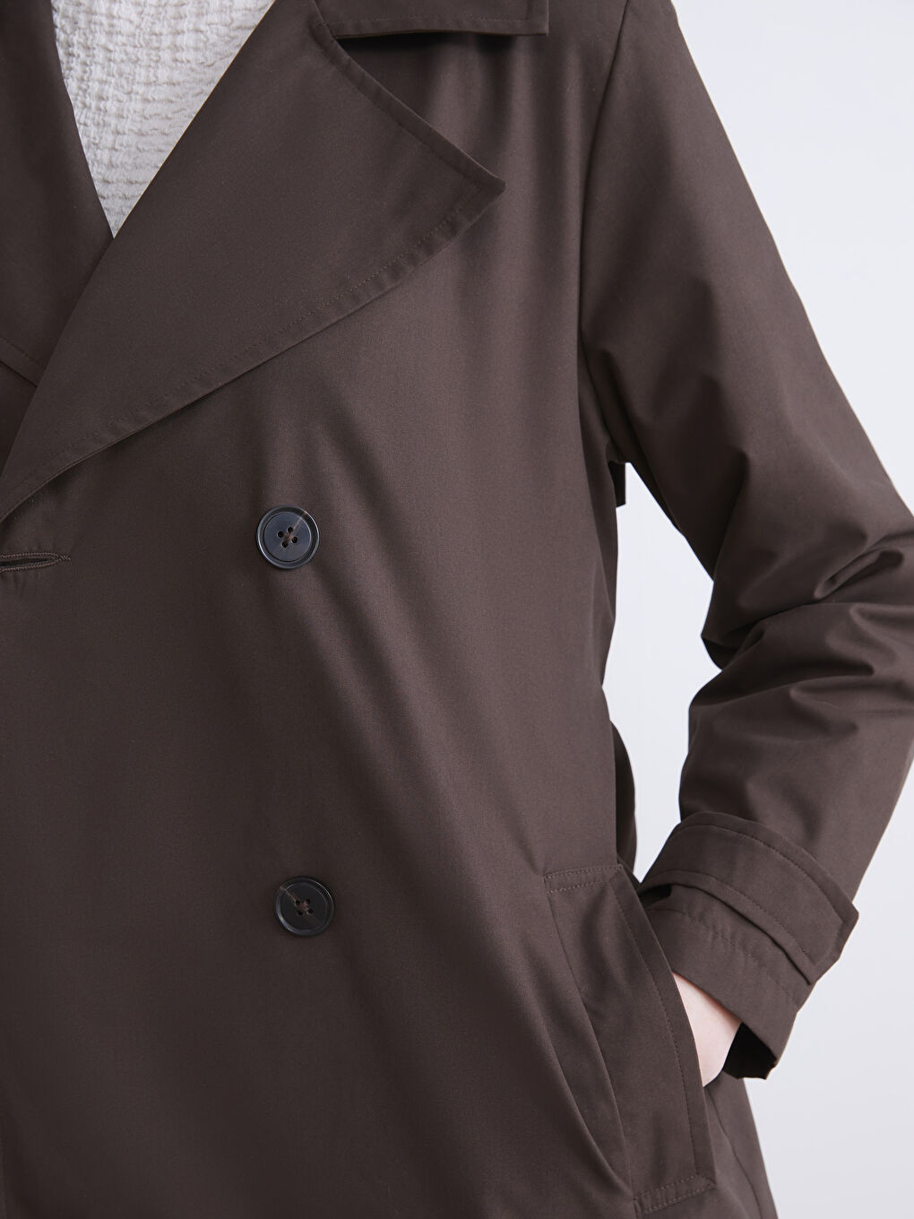 Kahverengi Kruvaze Yaka Kadın Trençkot-2