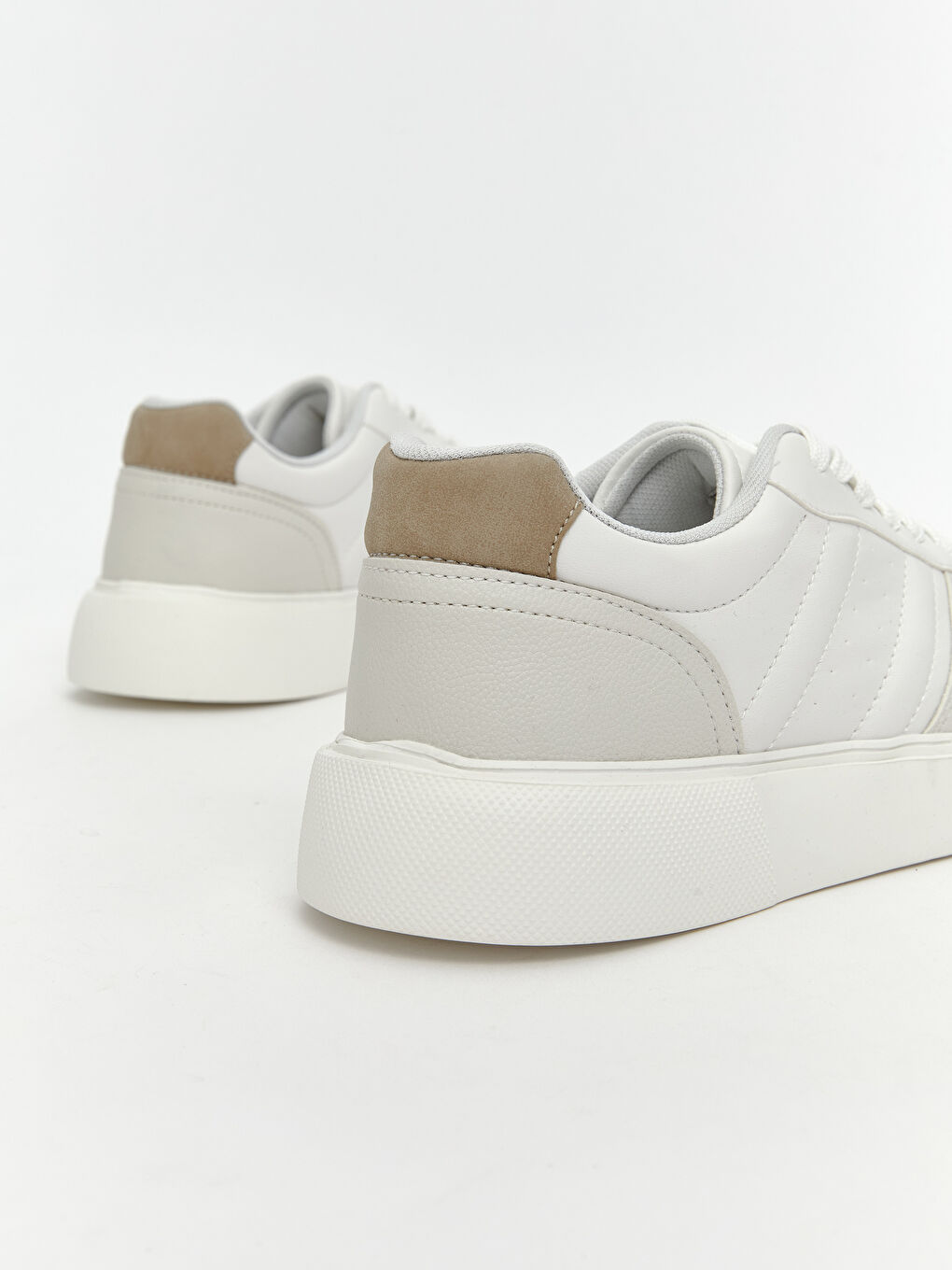 Beyaz Bağcıklı Erkek Spor Ayakkabı-4